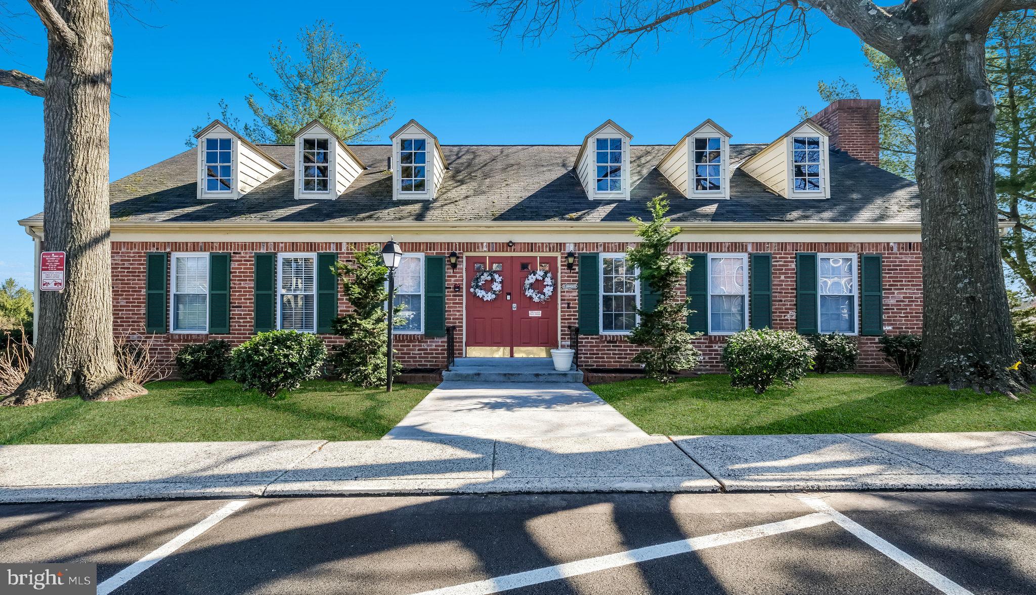 CHATHAM VIL OF TOW - Residential