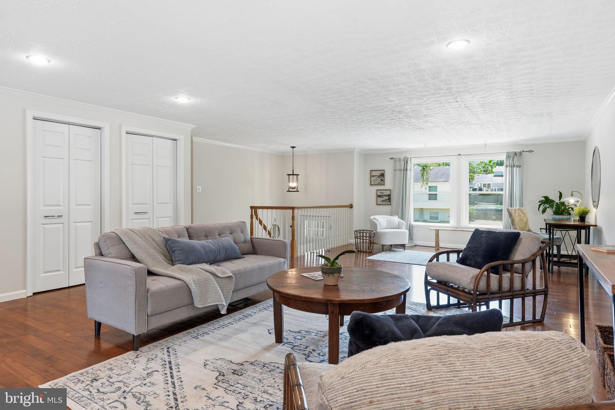 LONGVIEW ON MAGOTHY - Residential