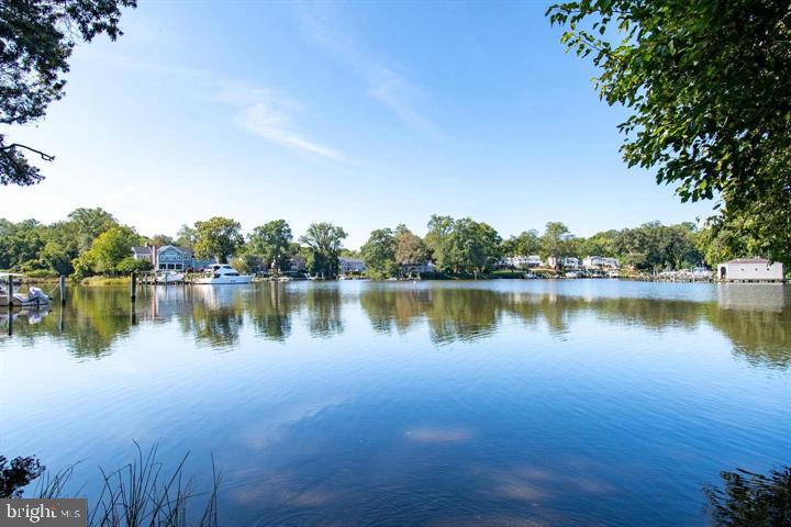 LONGVIEW ON MAGOTHY - Residential