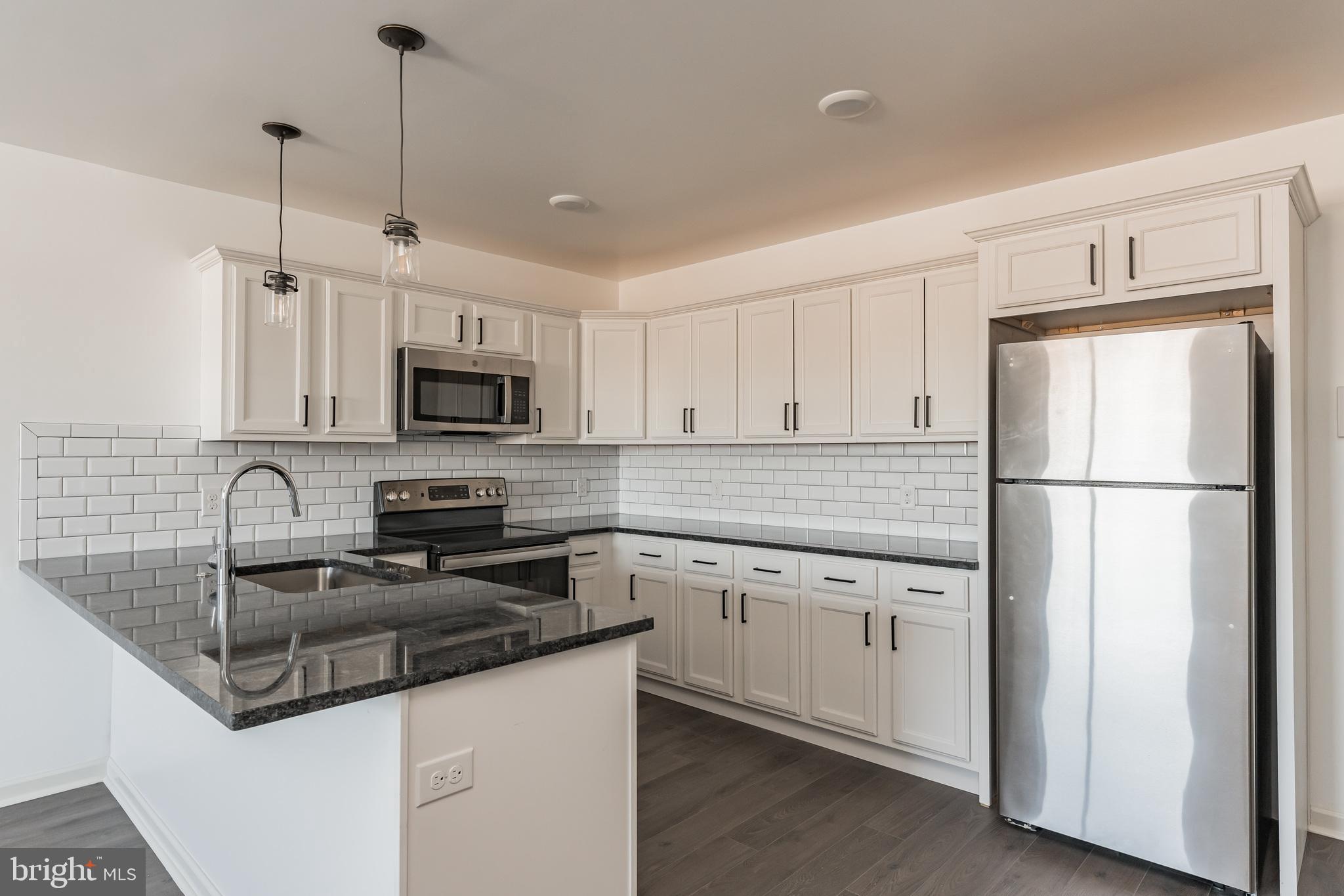 ROXBOROUGH - Residential Lease