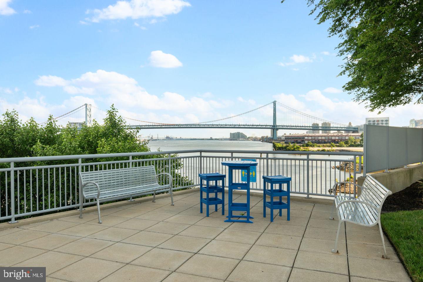 WATERFRONT SQUARE - Residential Lease