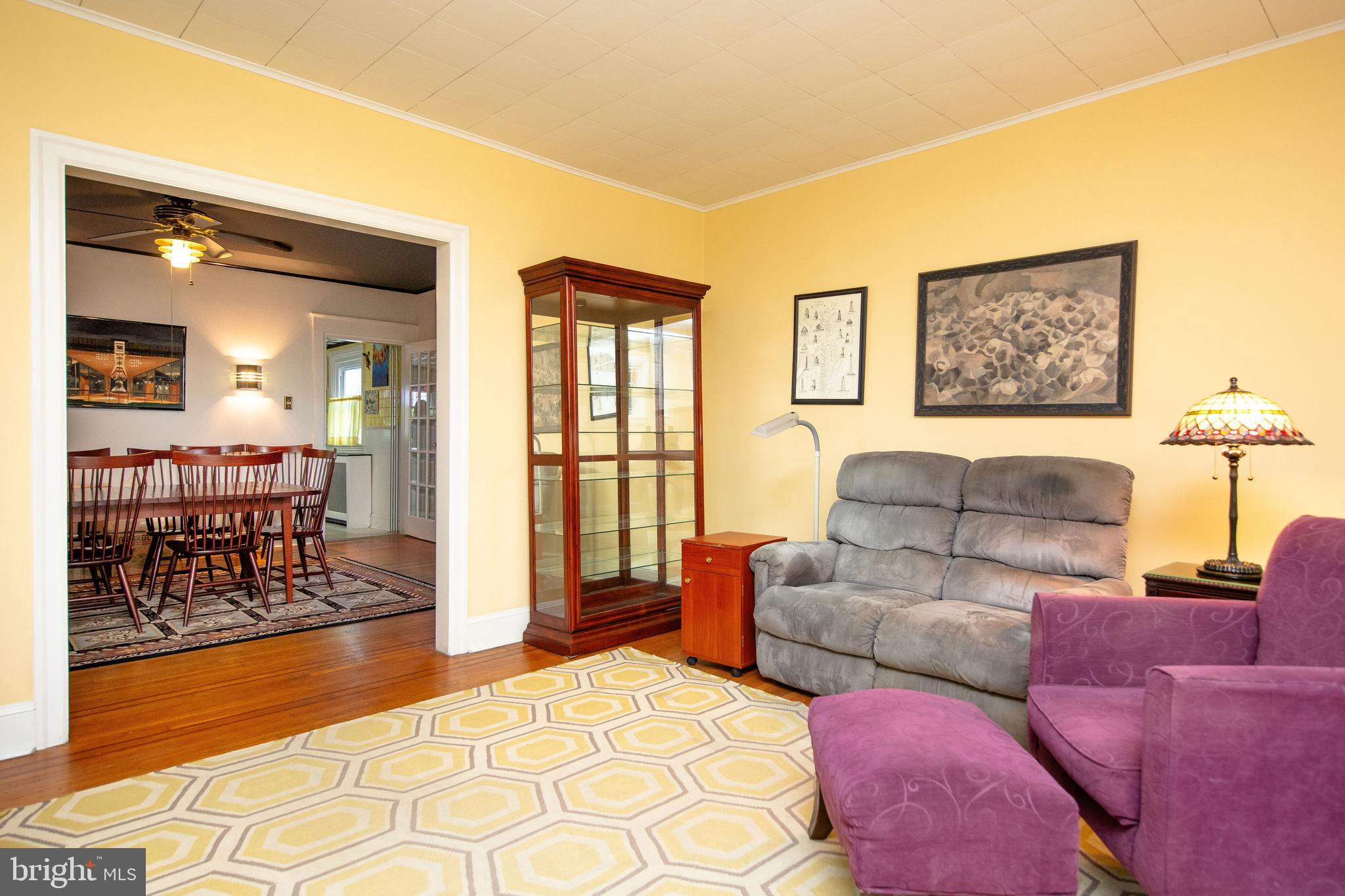 ROXBOROUGH - Residential