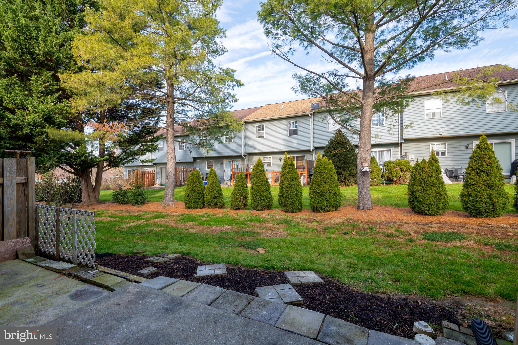 EASTWOOD MEADOWS - Residential