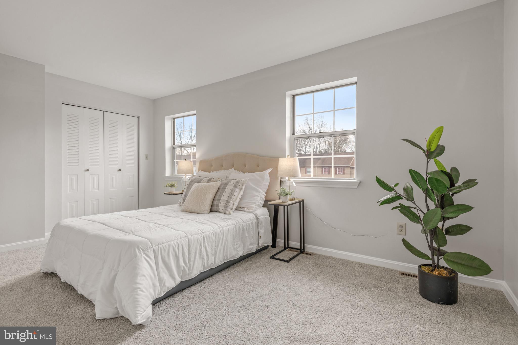 EASTWOOD MEADOWS - Residential