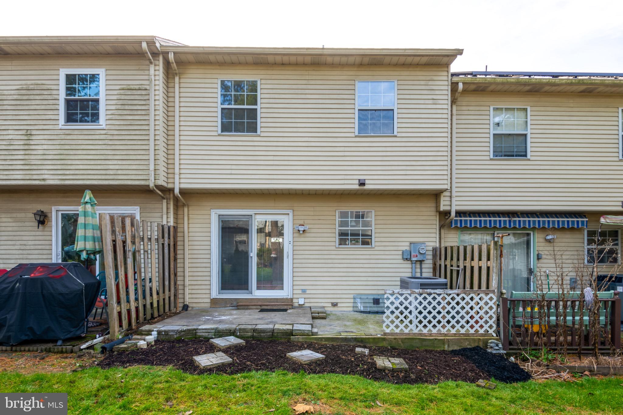 EASTWOOD MEADOWS - Residential