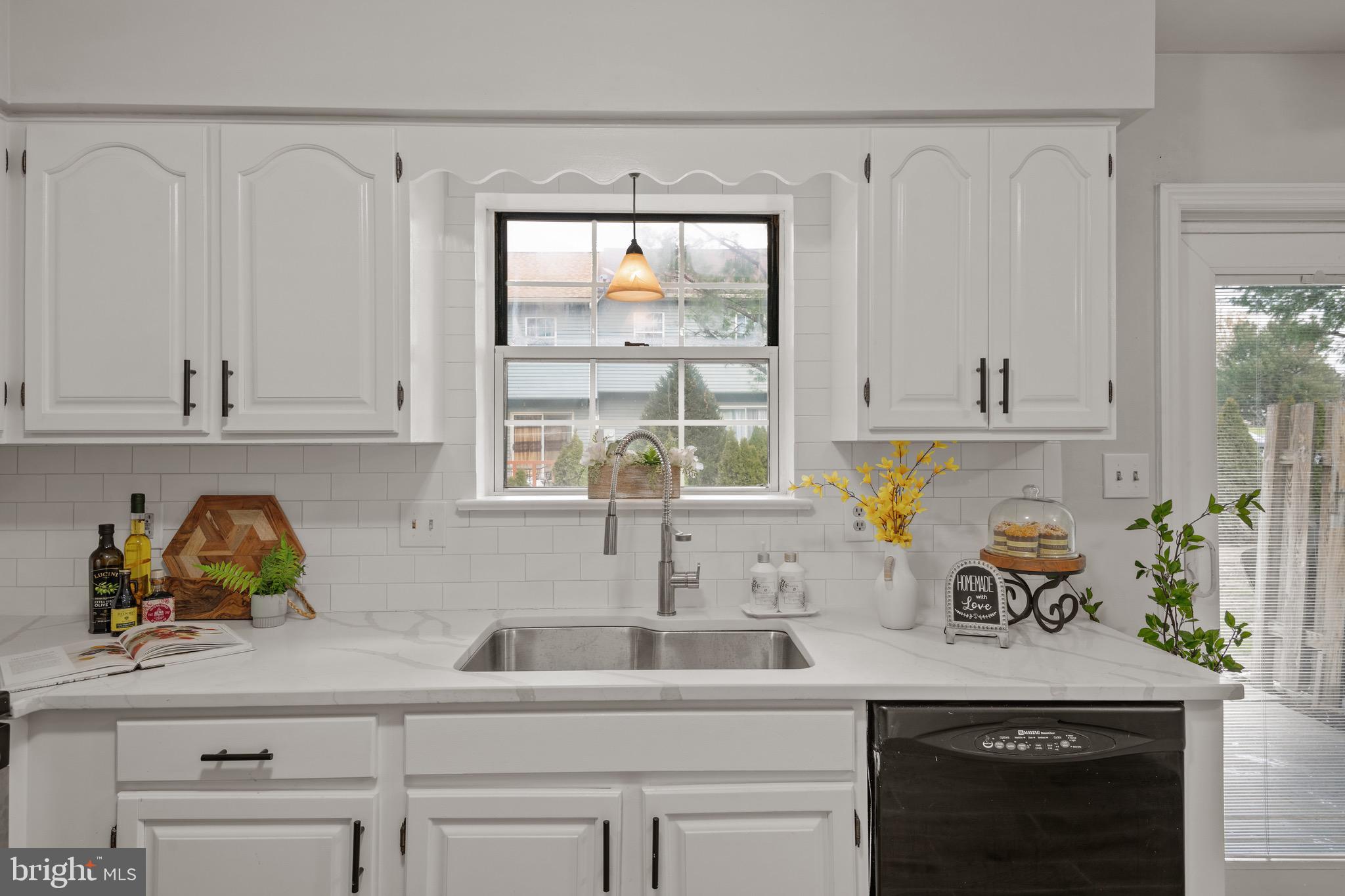 EASTWOOD MEADOWS - Residential