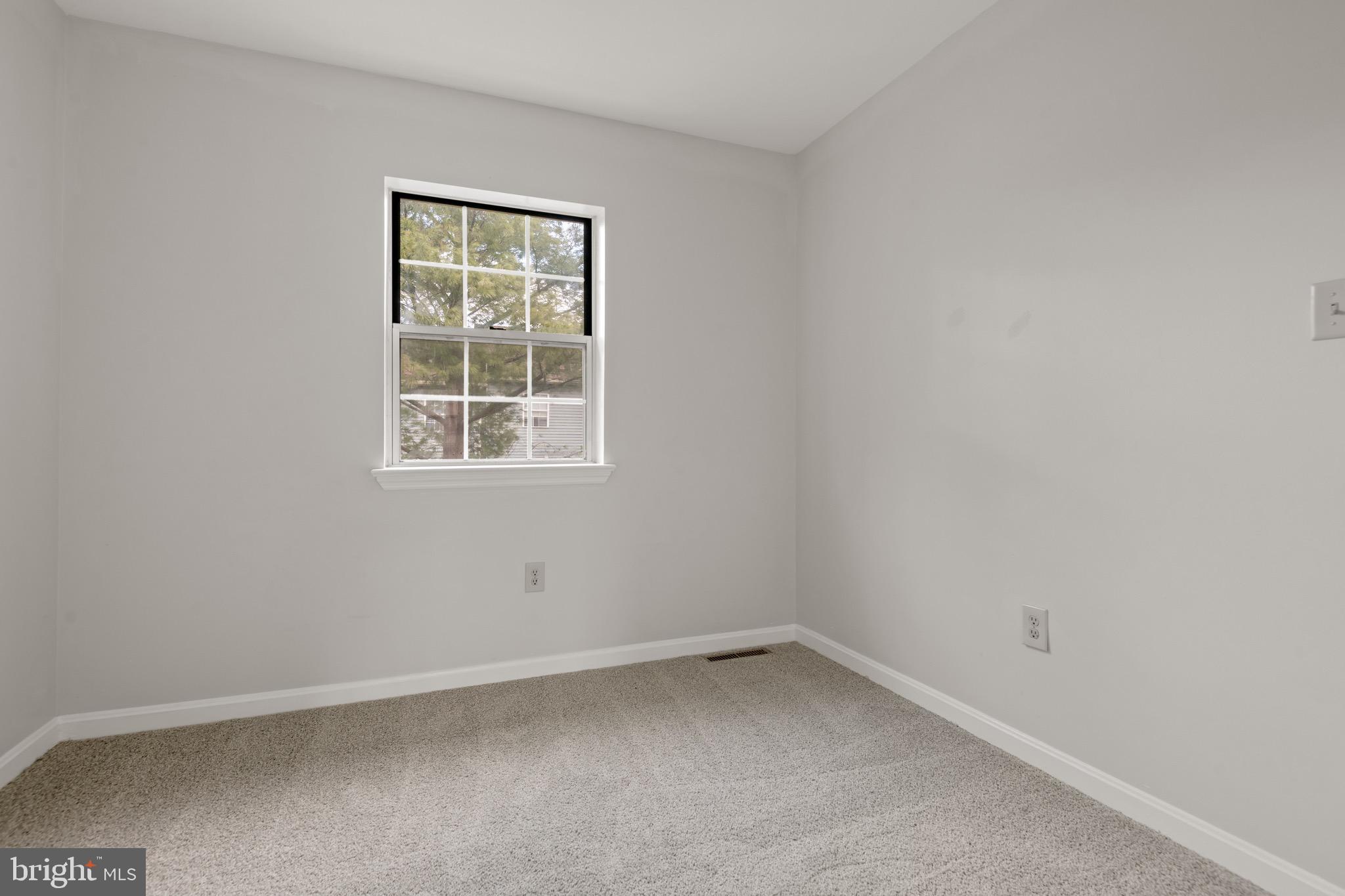 EASTWOOD MEADOWS - Residential