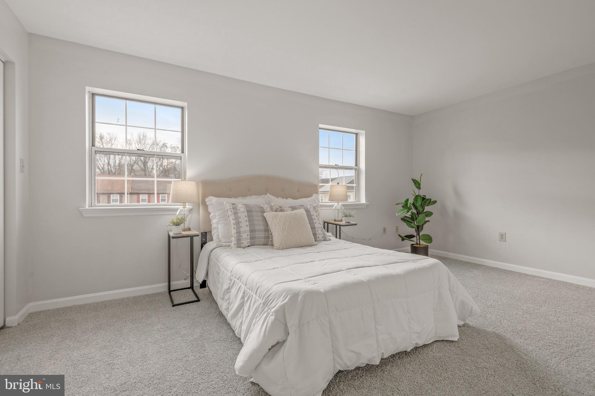 EASTWOOD MEADOWS - Residential