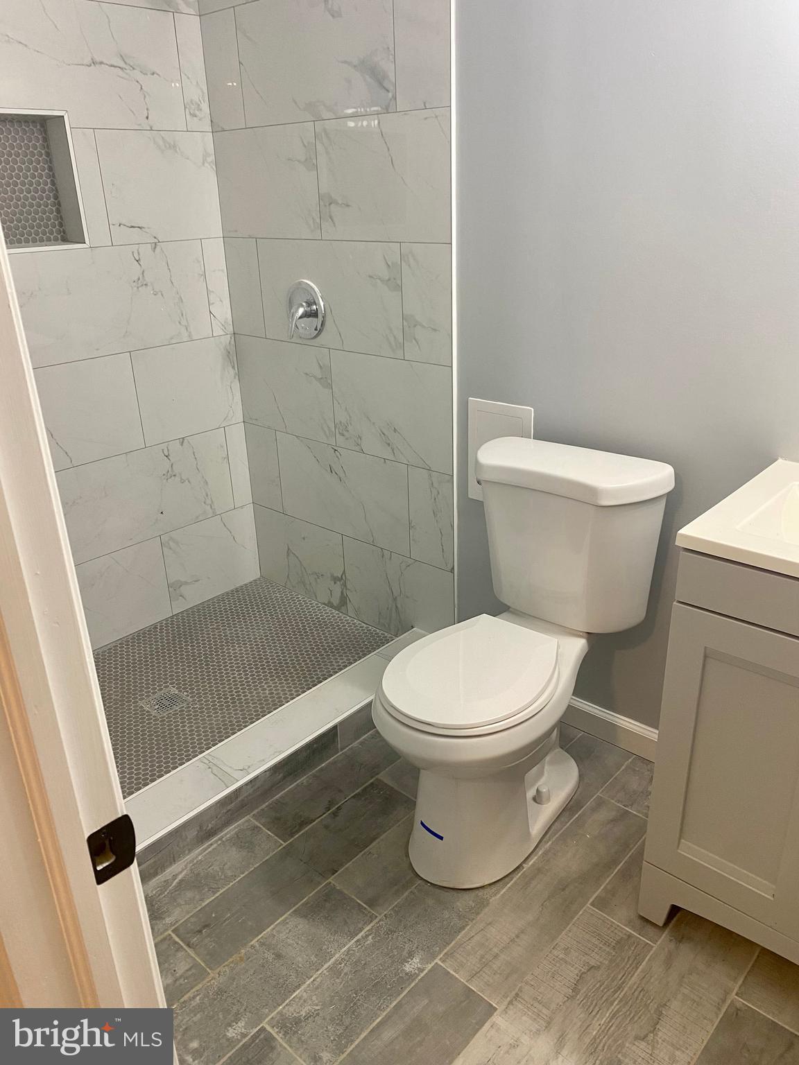 CURTIS BAY - Residential Lease