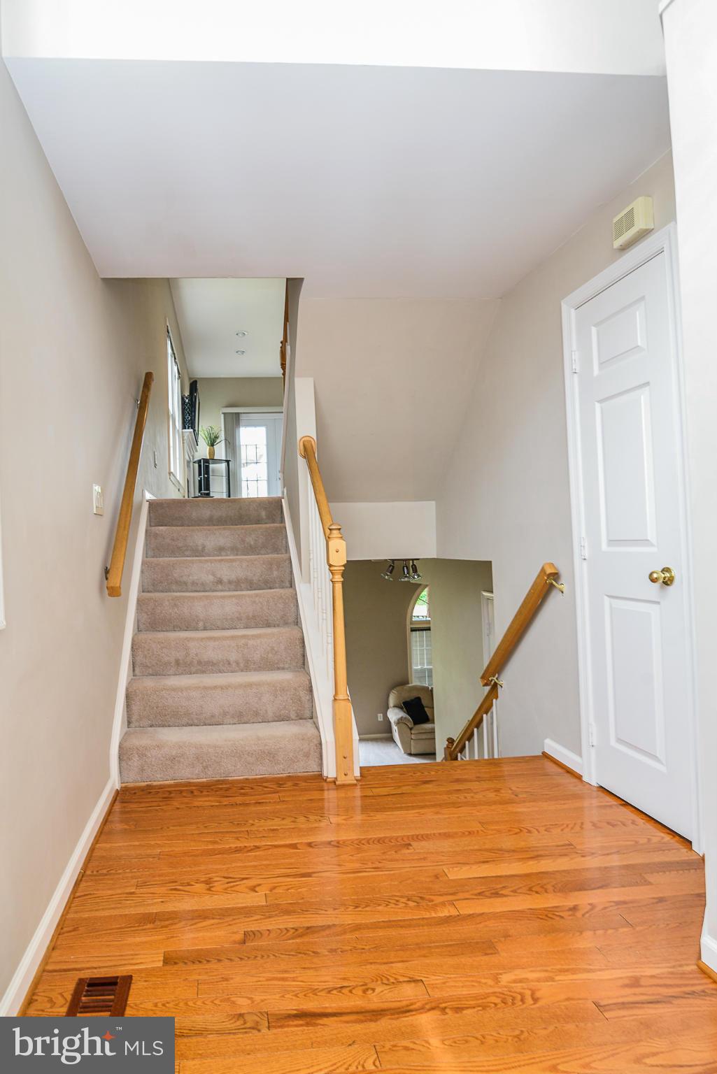 LIFESTYLE AT SULLY STATION - Residential