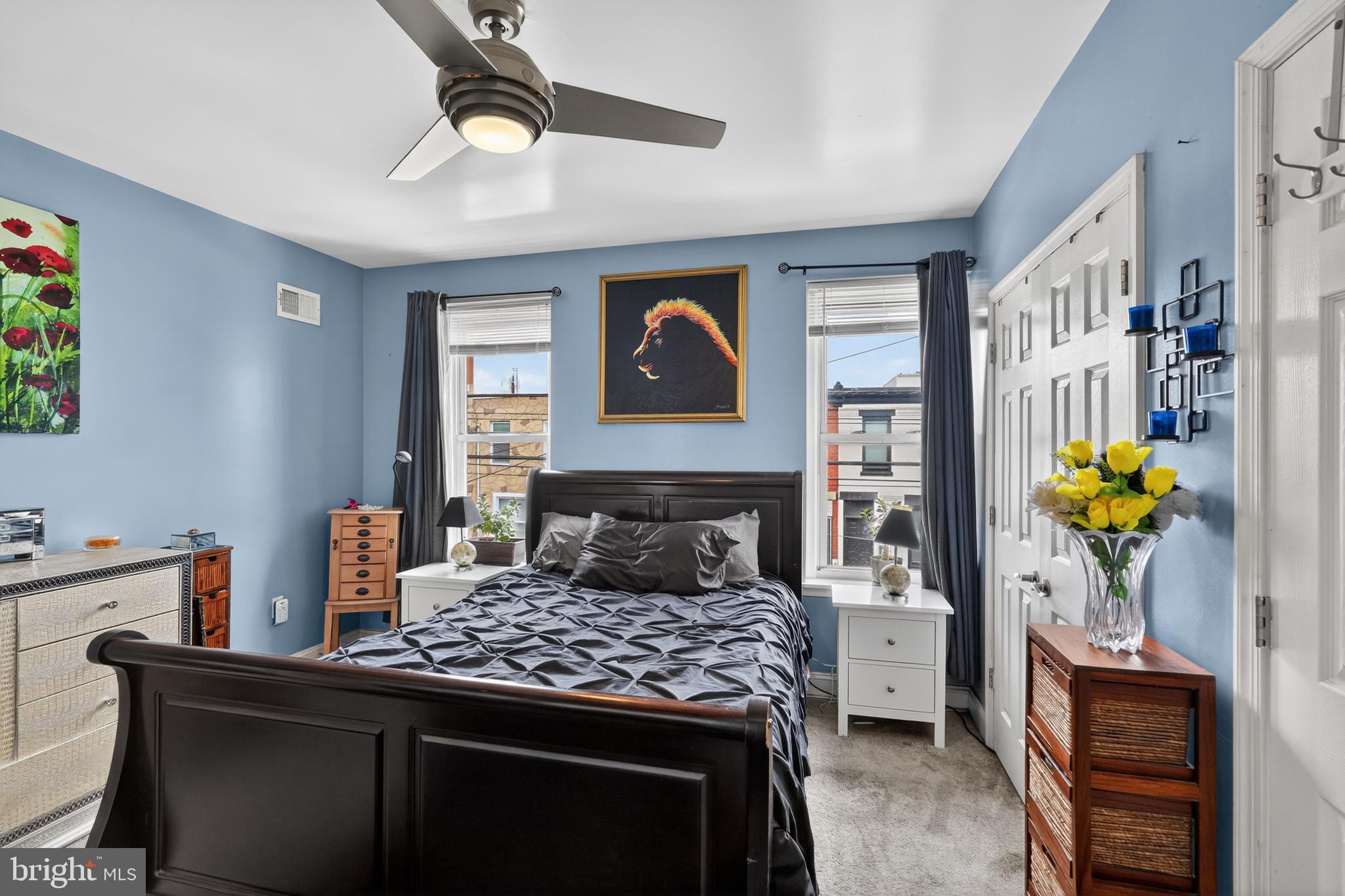 POINT BREEZE - Residential