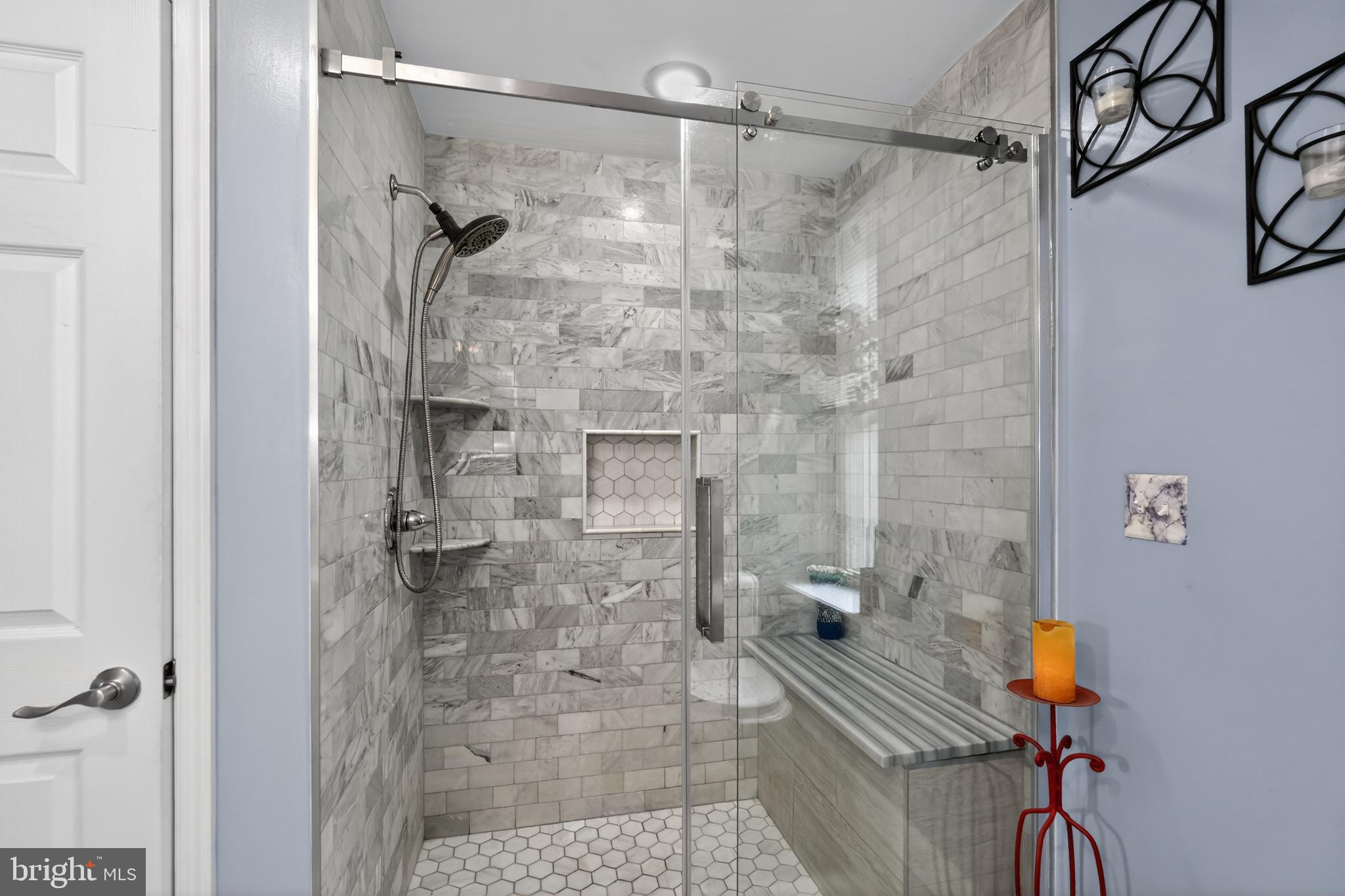 POINT BREEZE - Residential