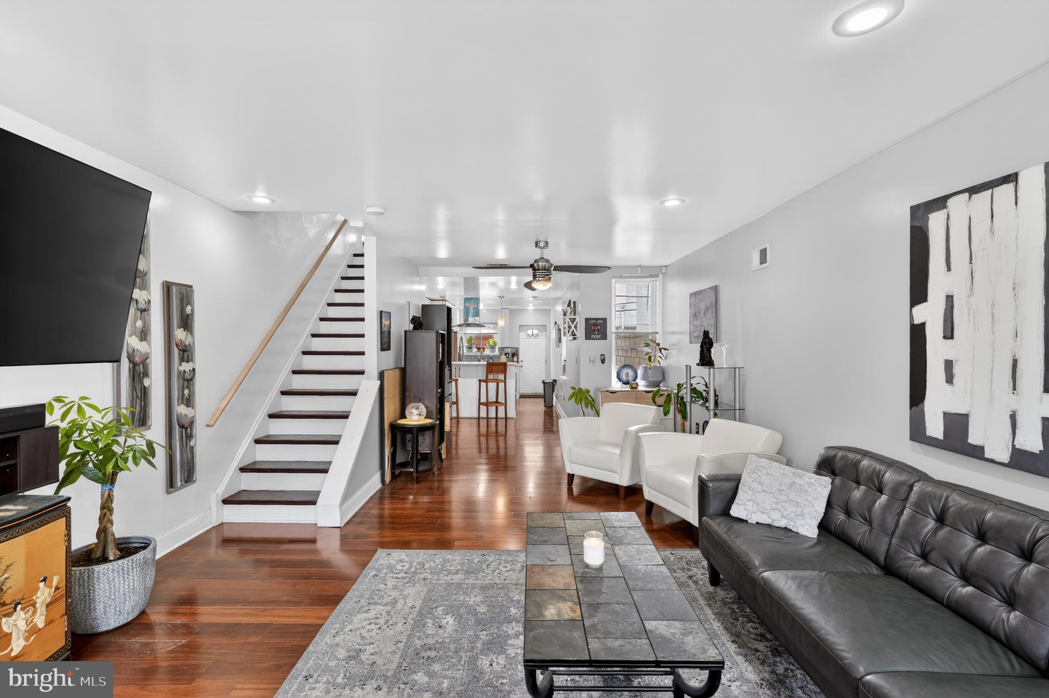 POINT BREEZE - Residential