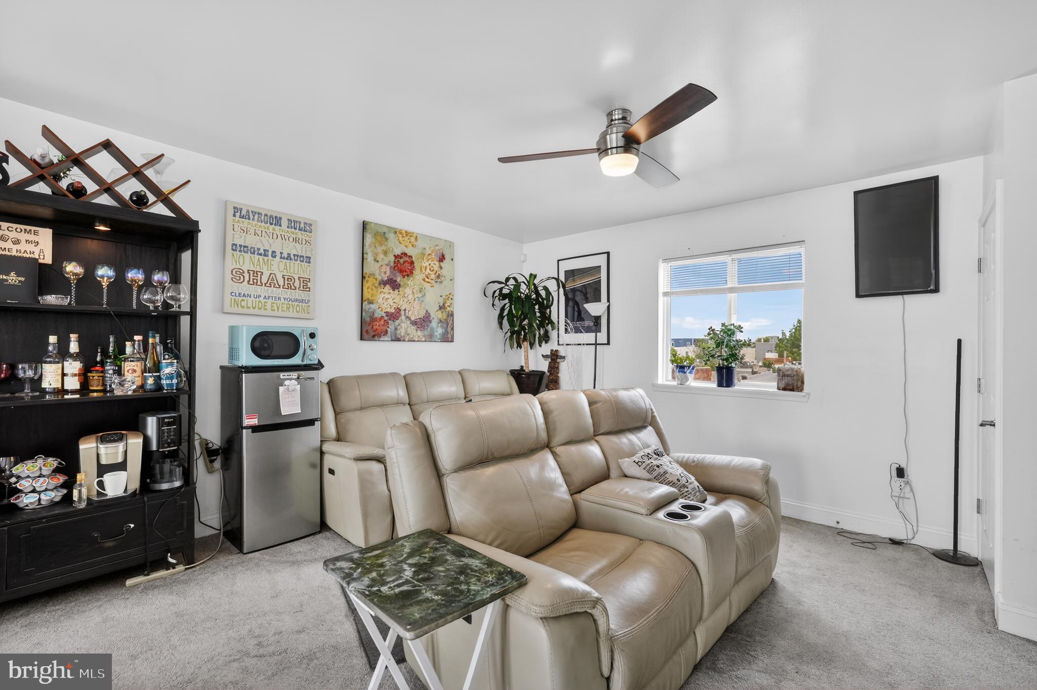 POINT BREEZE - Residential