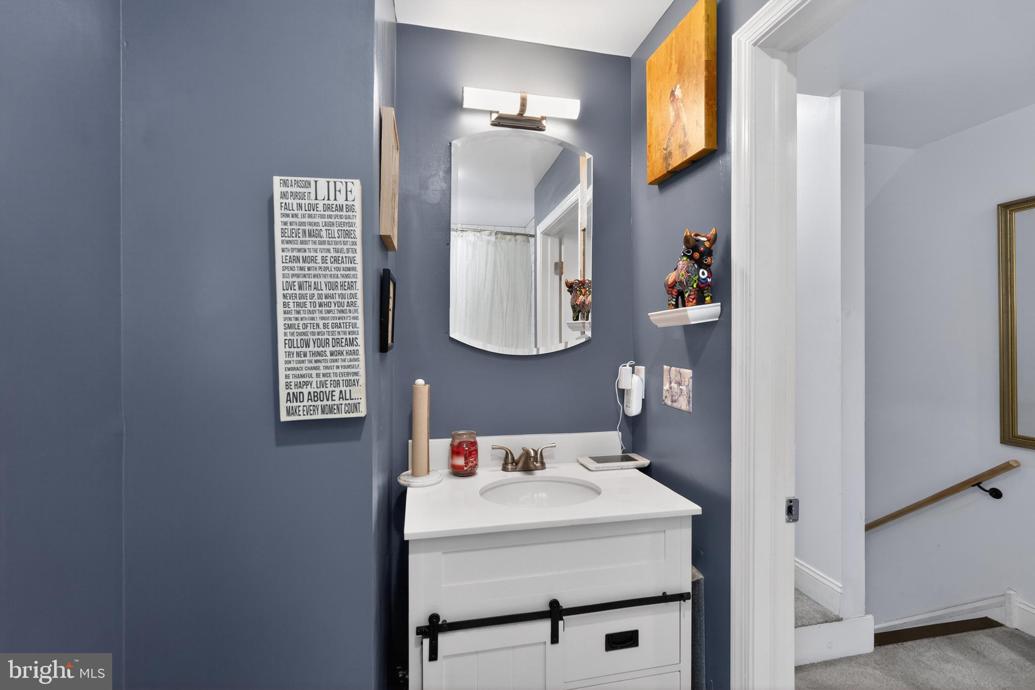 POINT BREEZE - Residential