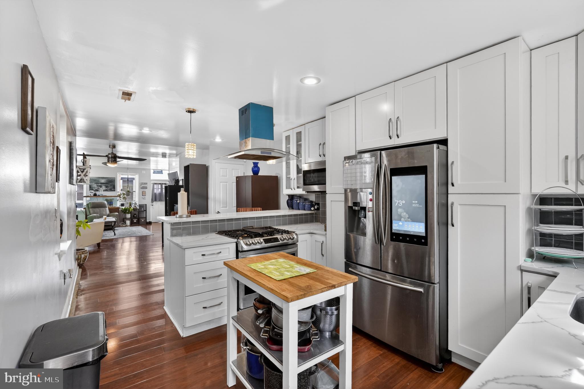 POINT BREEZE - Residential