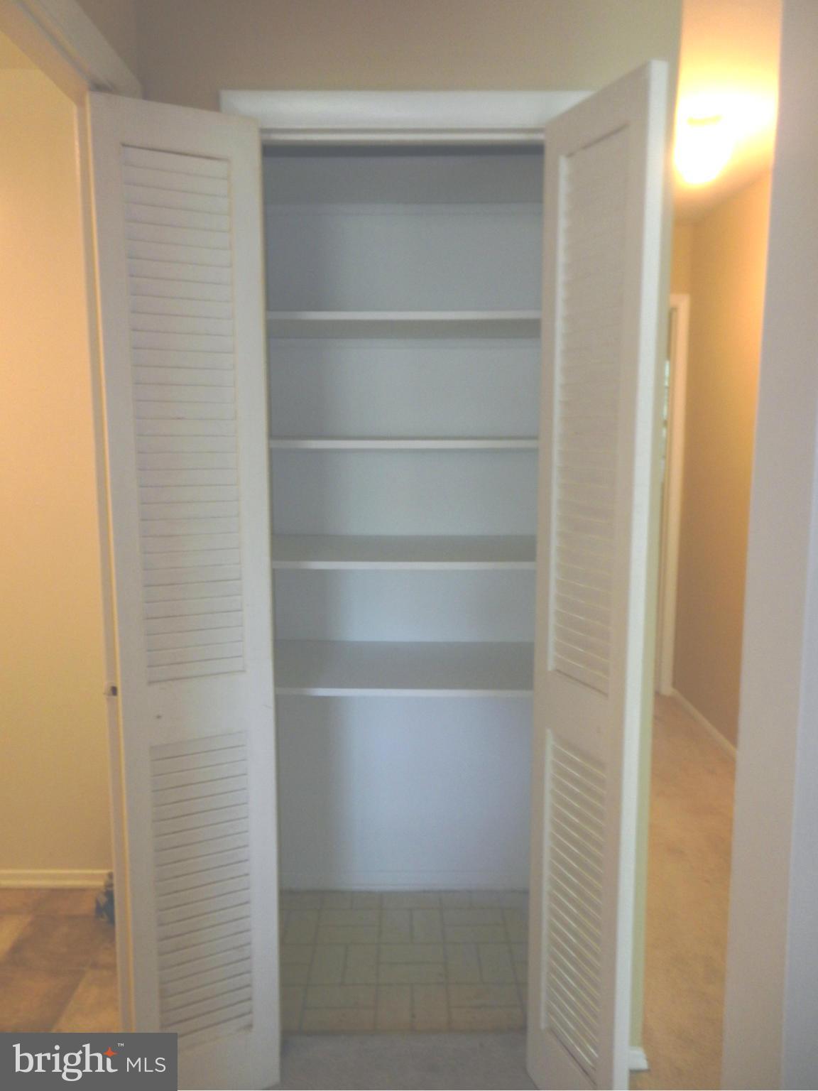 HICKORY HILLS CONDOMINIUMS - Residential Lease