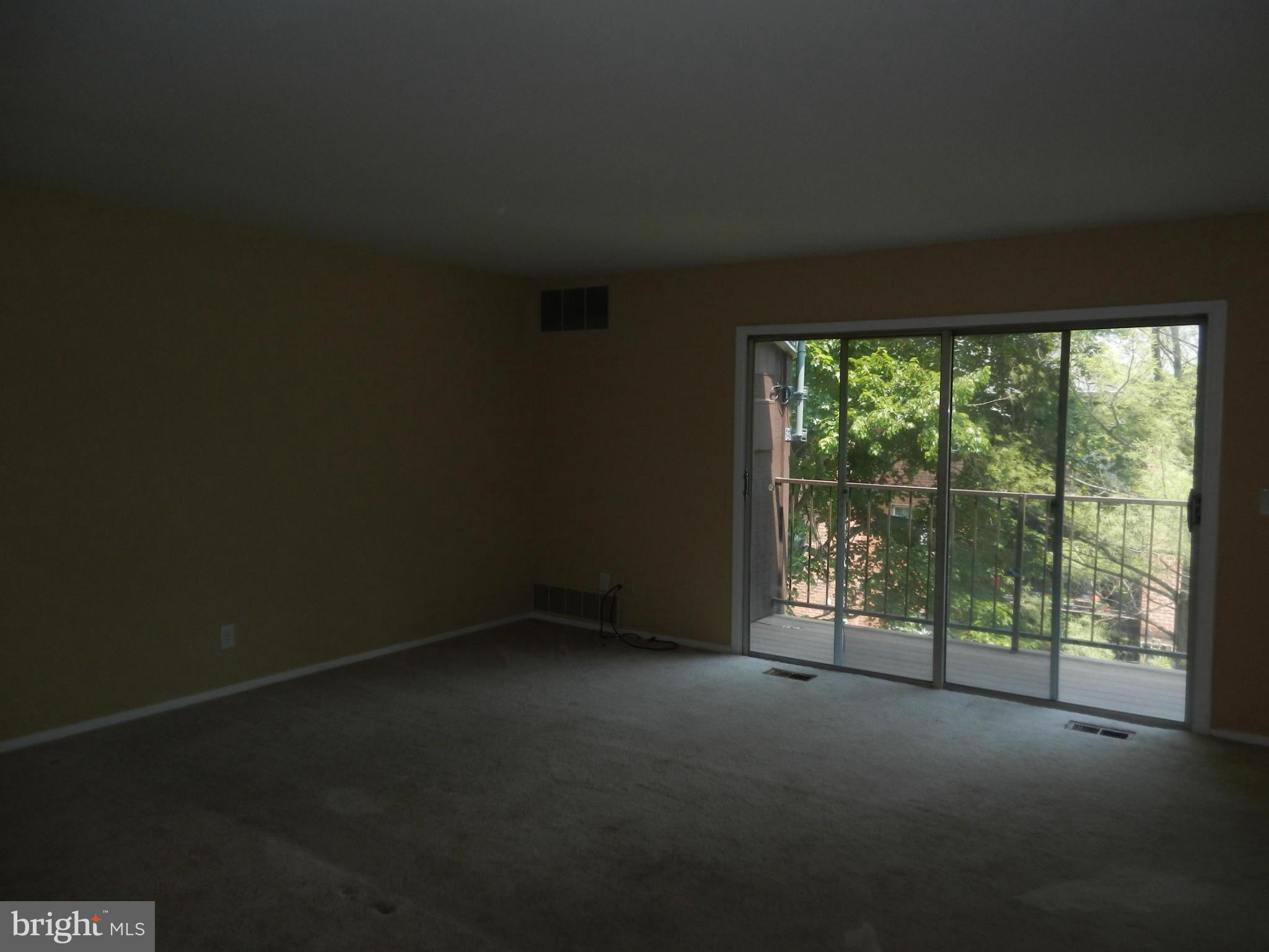 HICKORY HILLS CONDOMINIUMS - Residential Lease