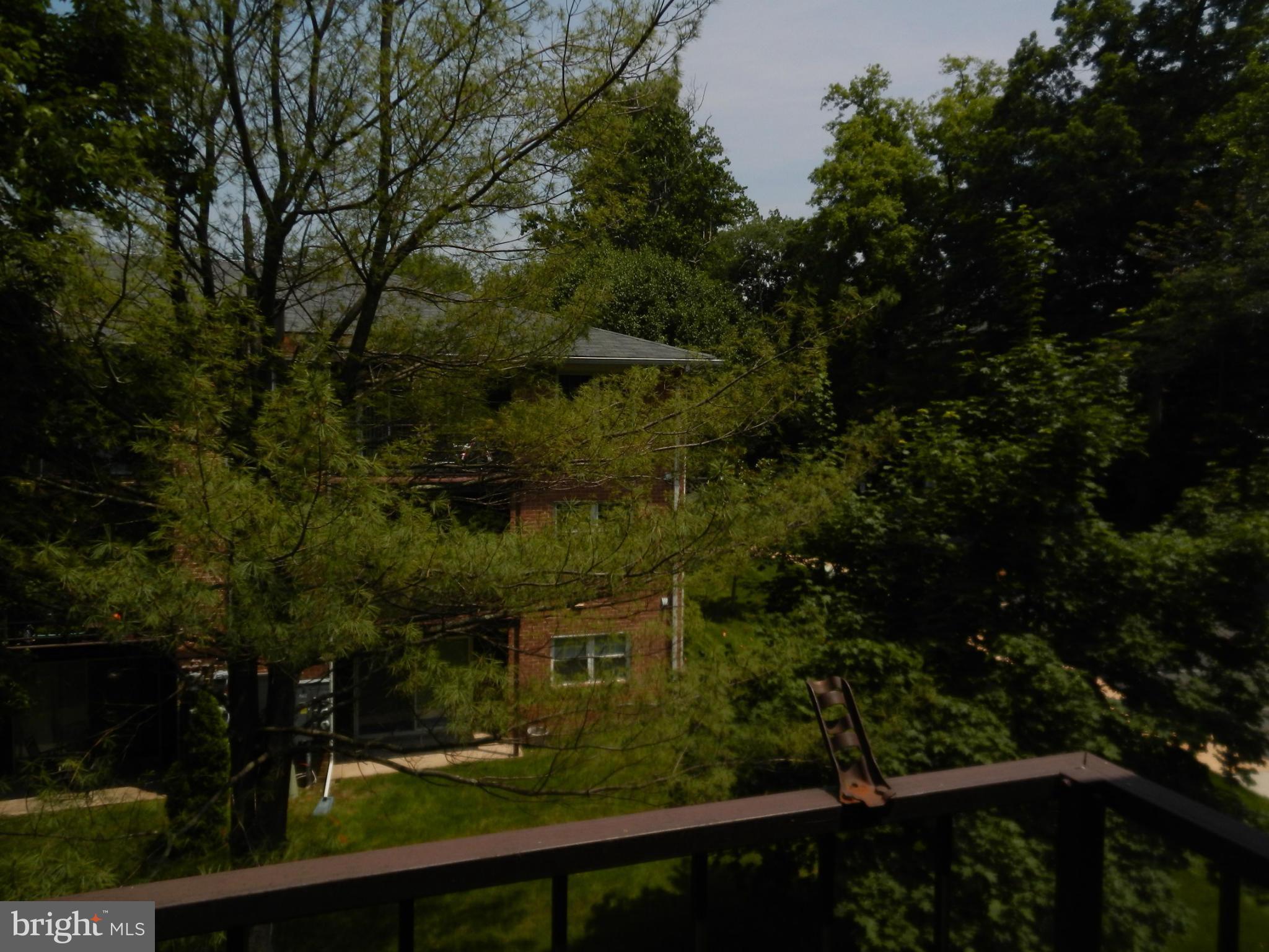 HICKORY HILLS CONDOMINIUMS - Residential Lease