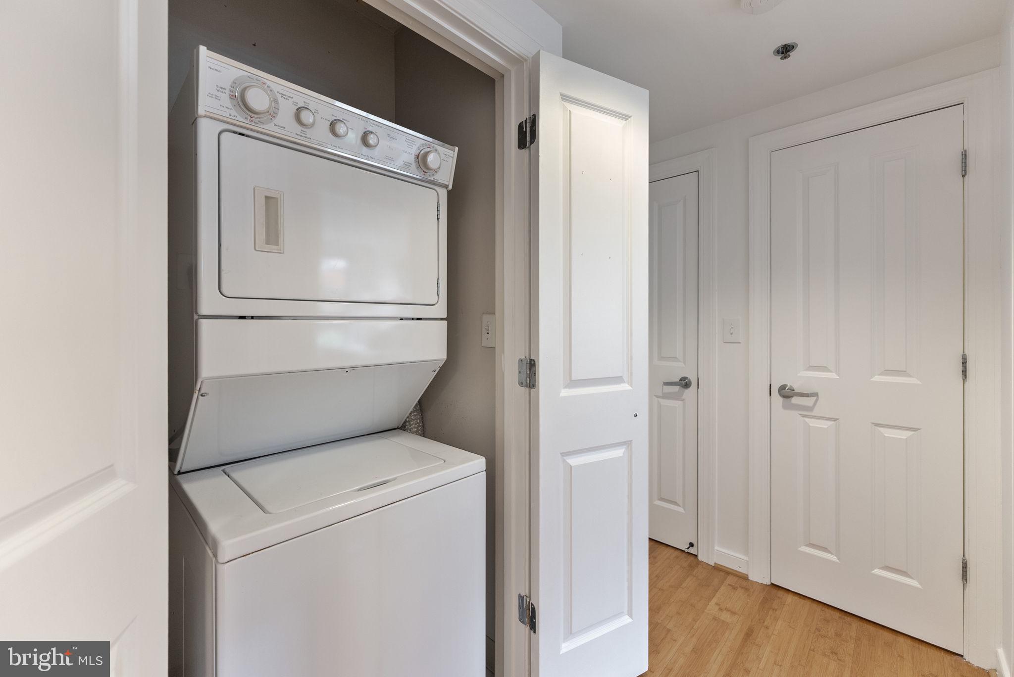 GALLERY PLACE - Residential
