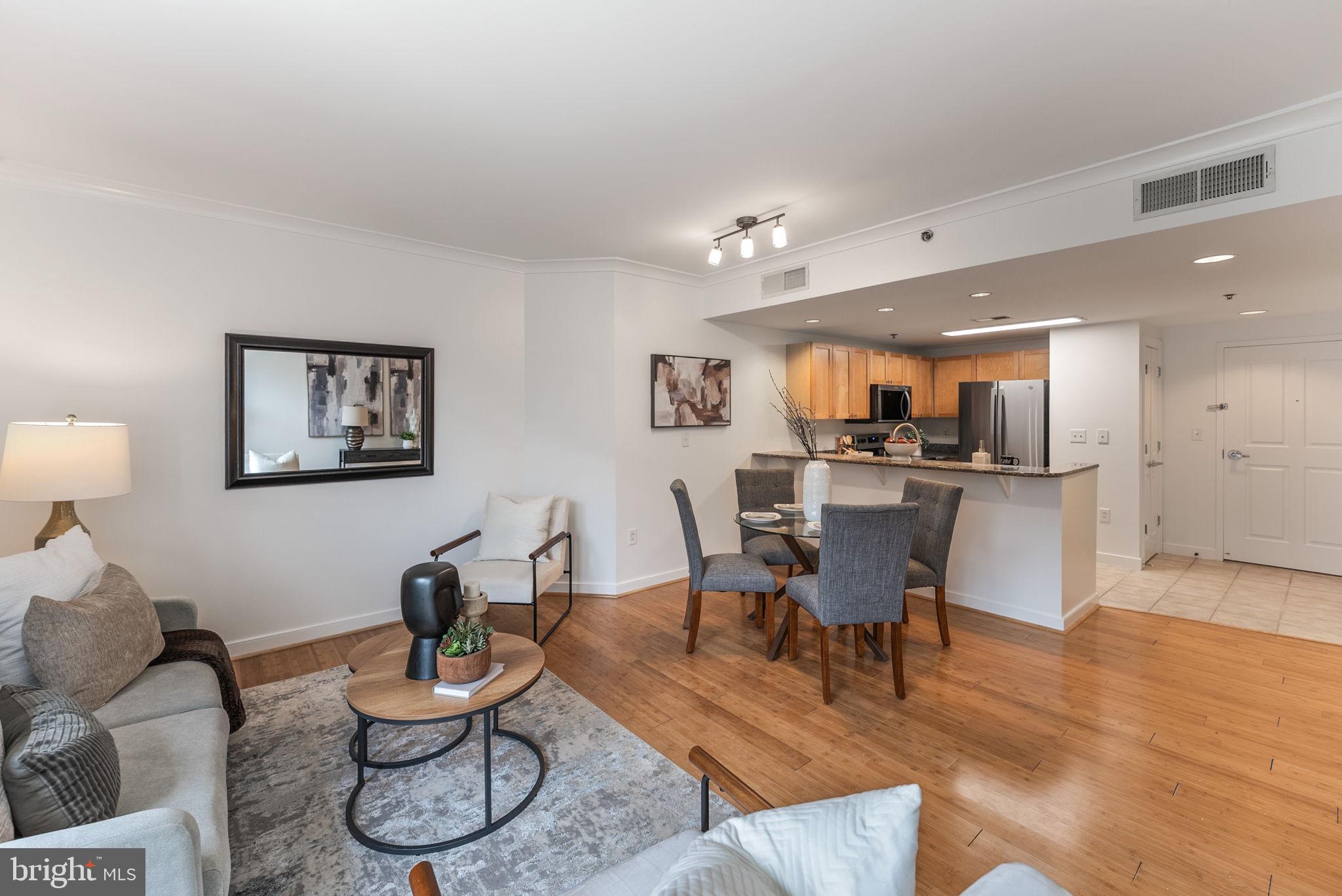 GALLERY PLACE - Residential