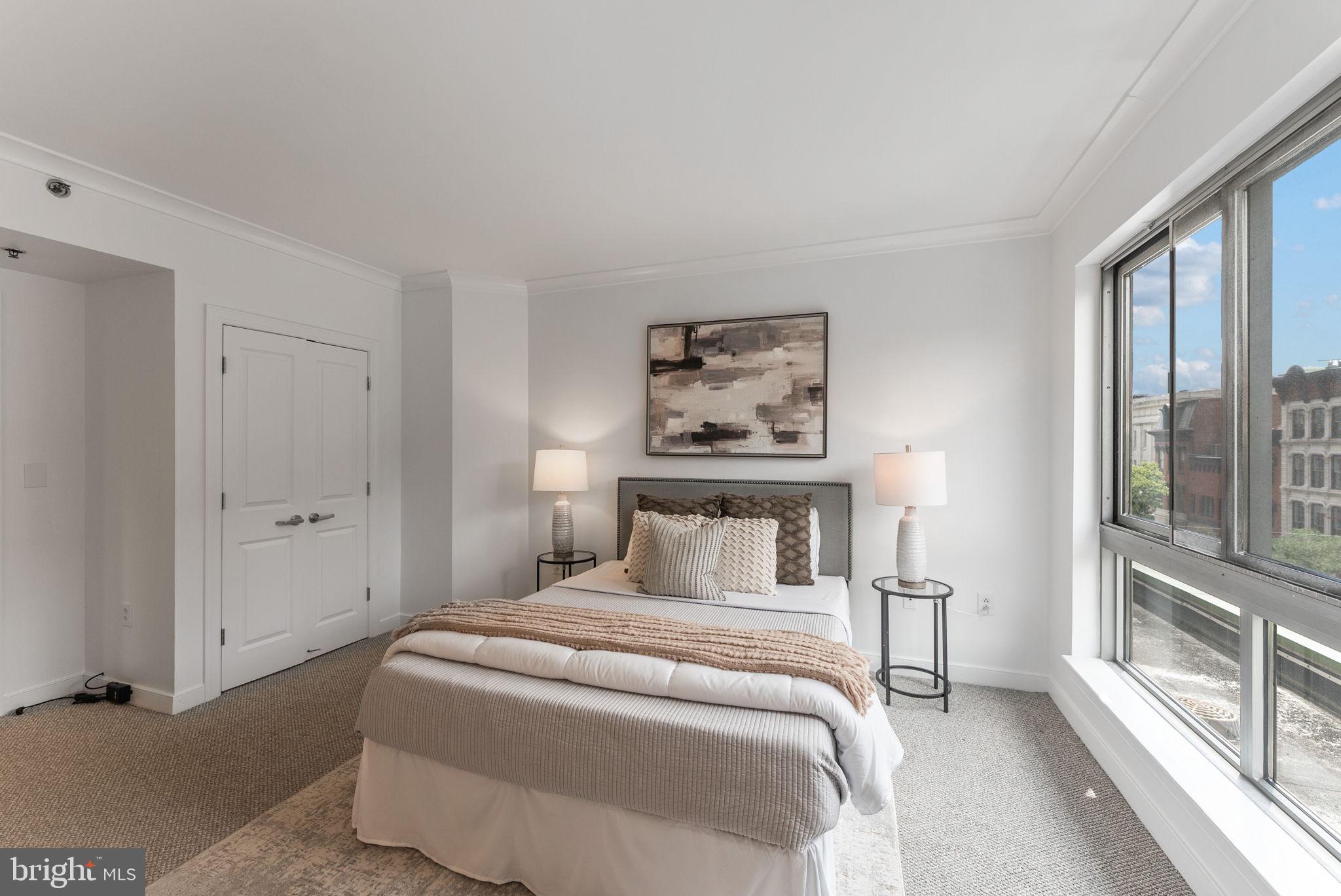 GALLERY PLACE - Residential