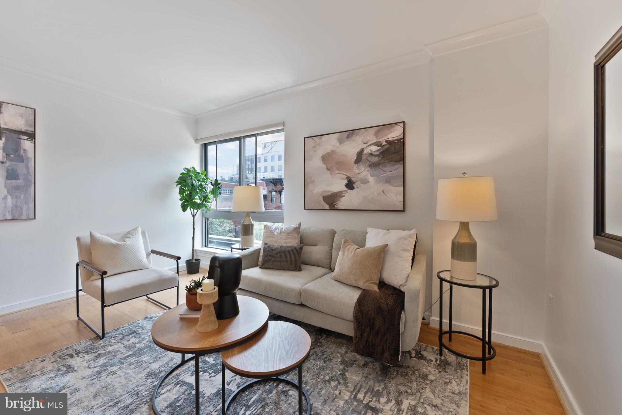 GALLERY PLACE - Residential