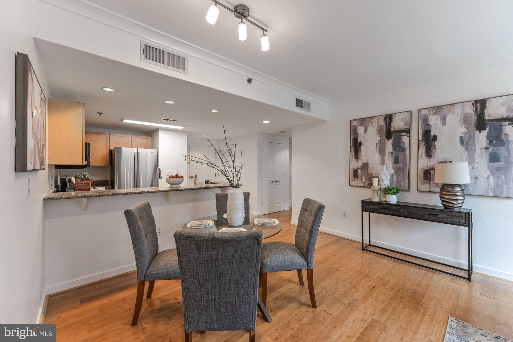 GALLERY PLACE - Residential