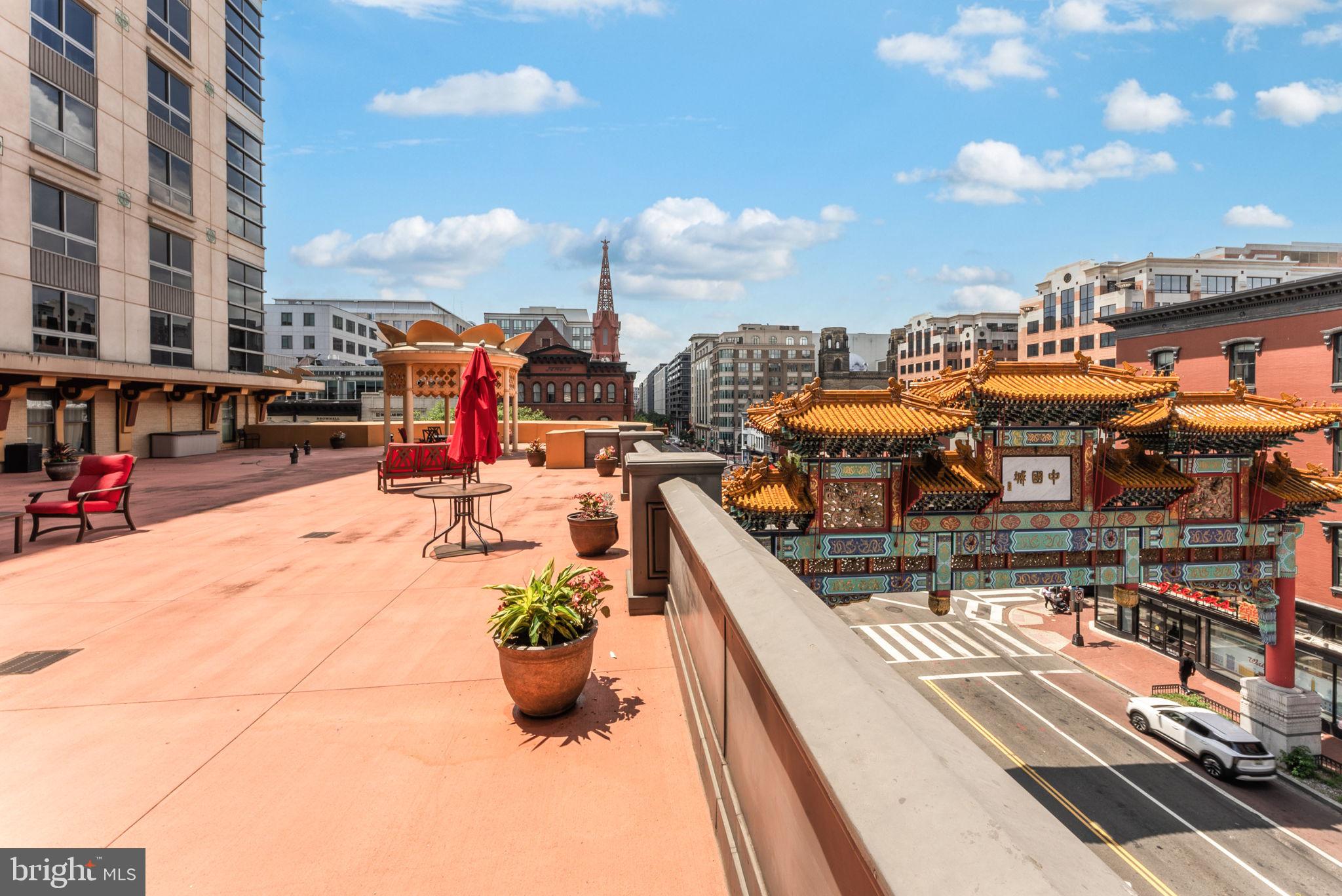GALLERY PLACE - Residential