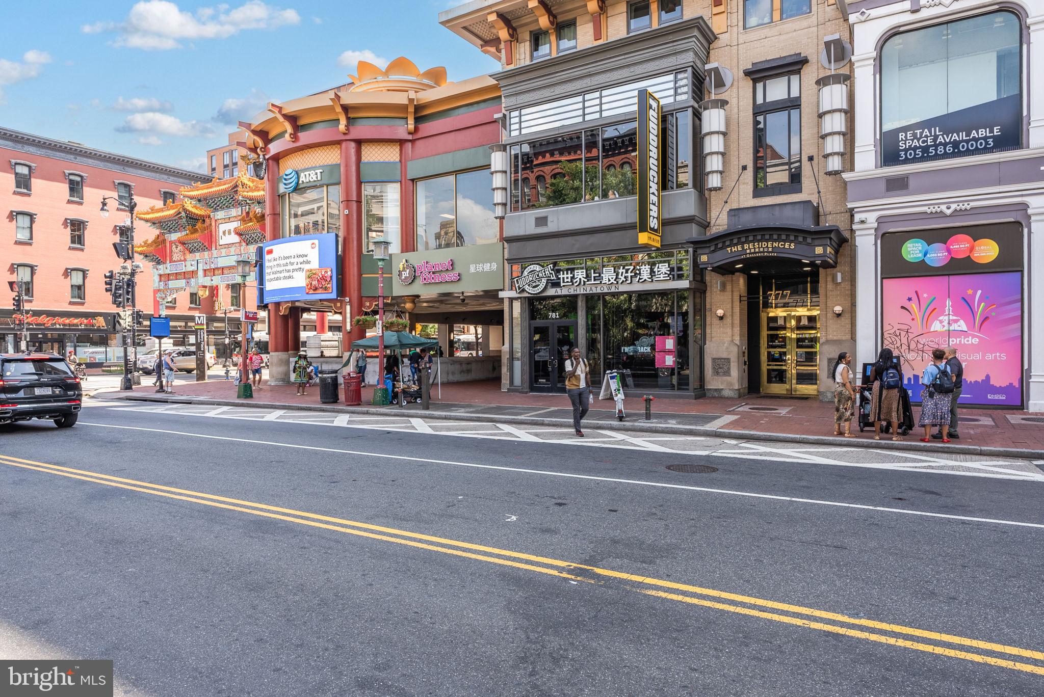 GALLERY PLACE - Residential