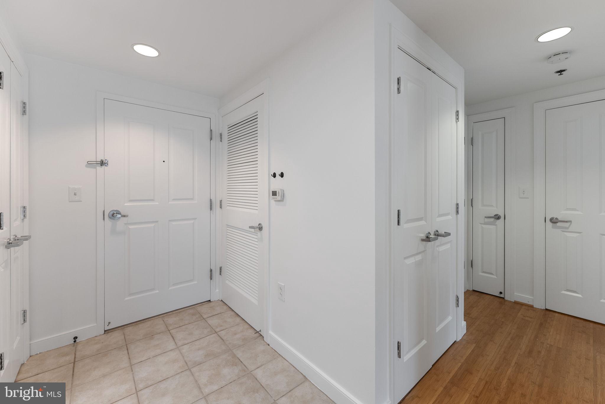 GALLERY PLACE - Residential