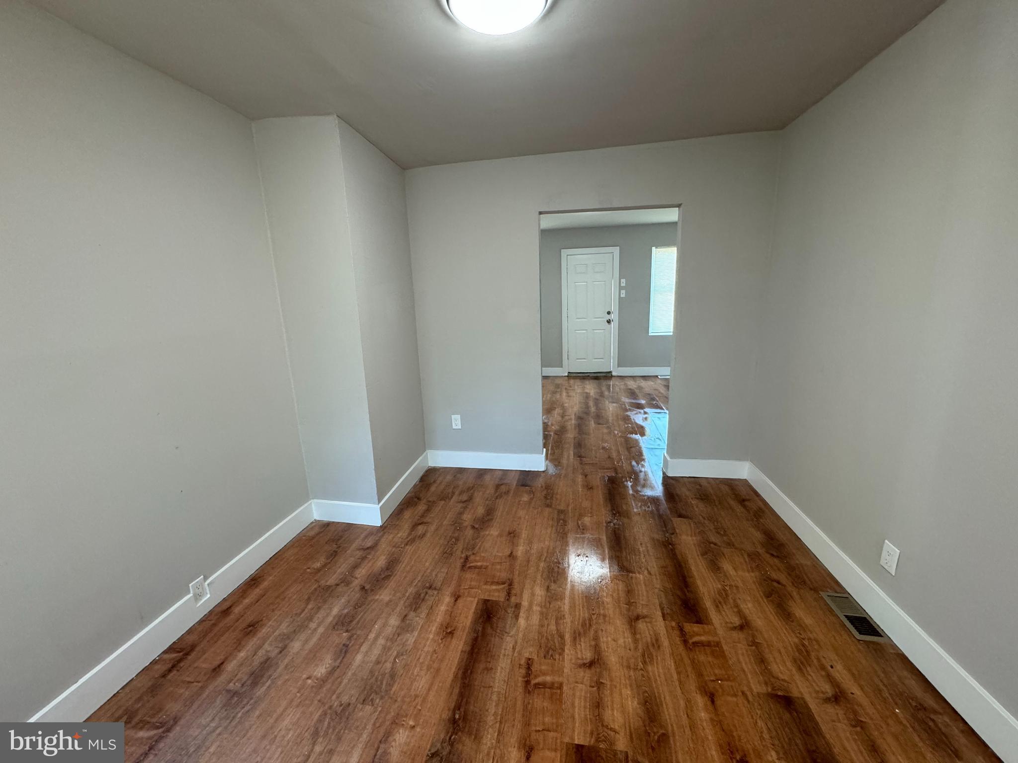 FRANKFORD - Residential Lease