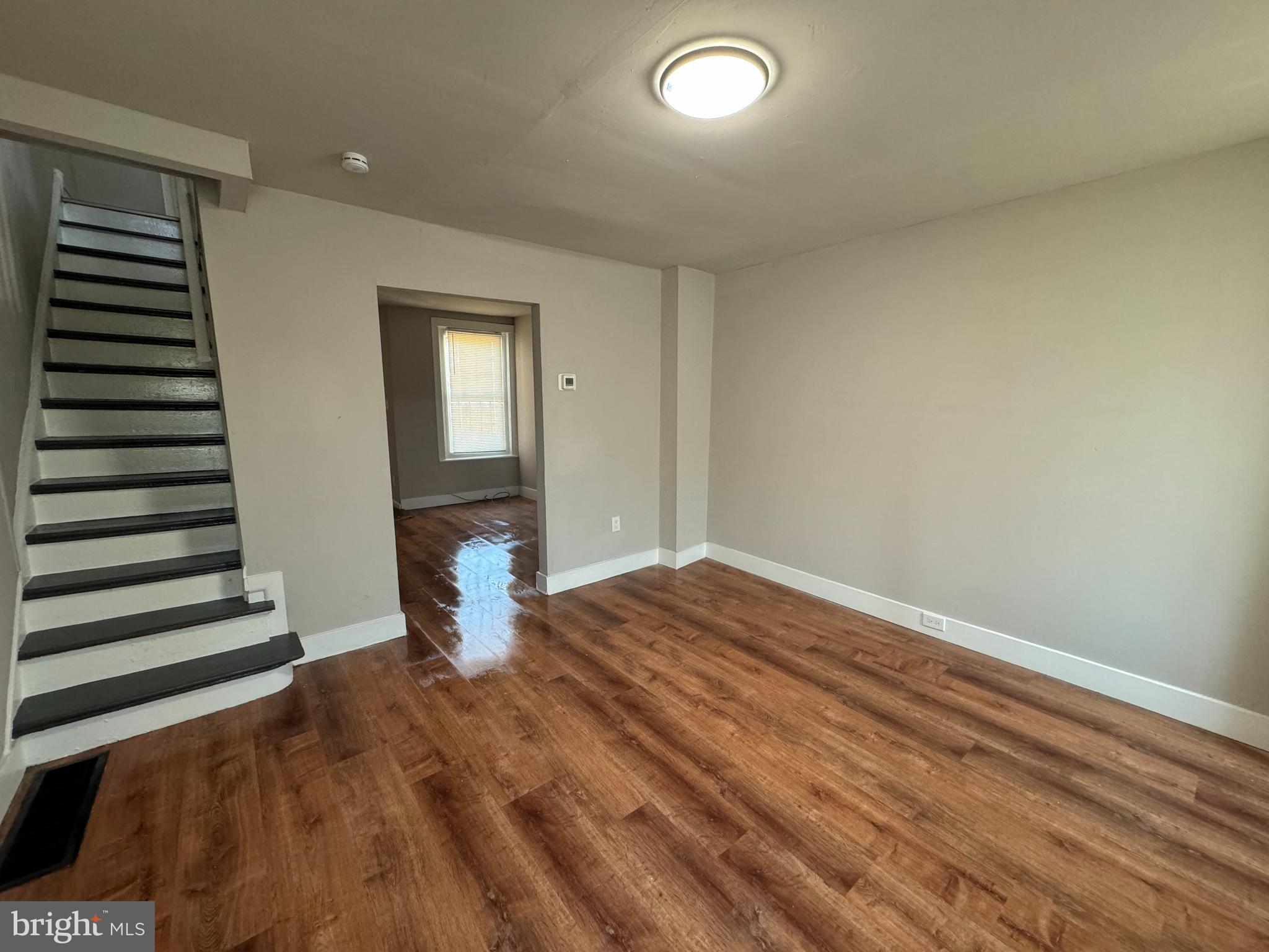 FRANKFORD - Residential Lease