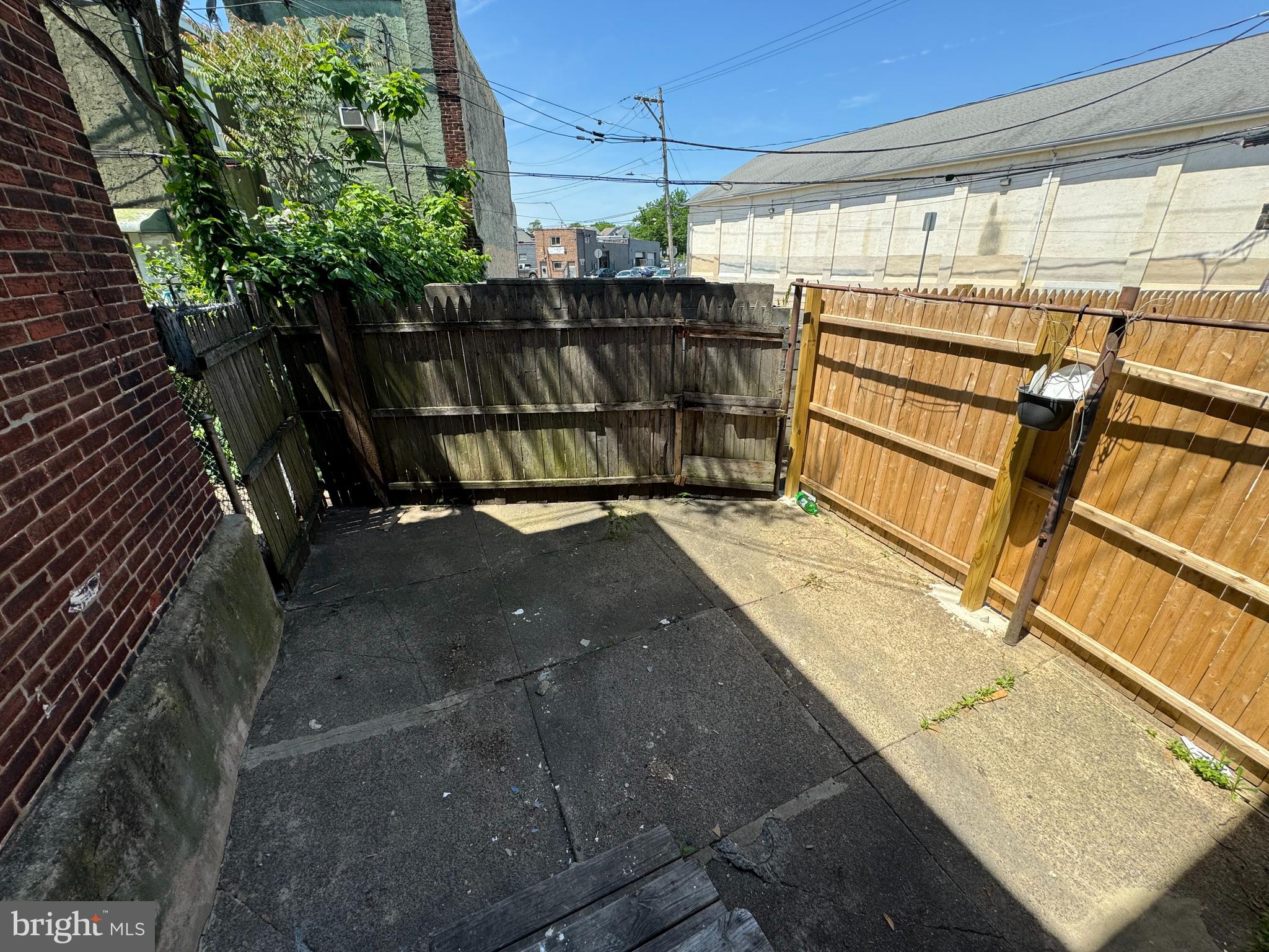FRANKFORD - Residential Lease