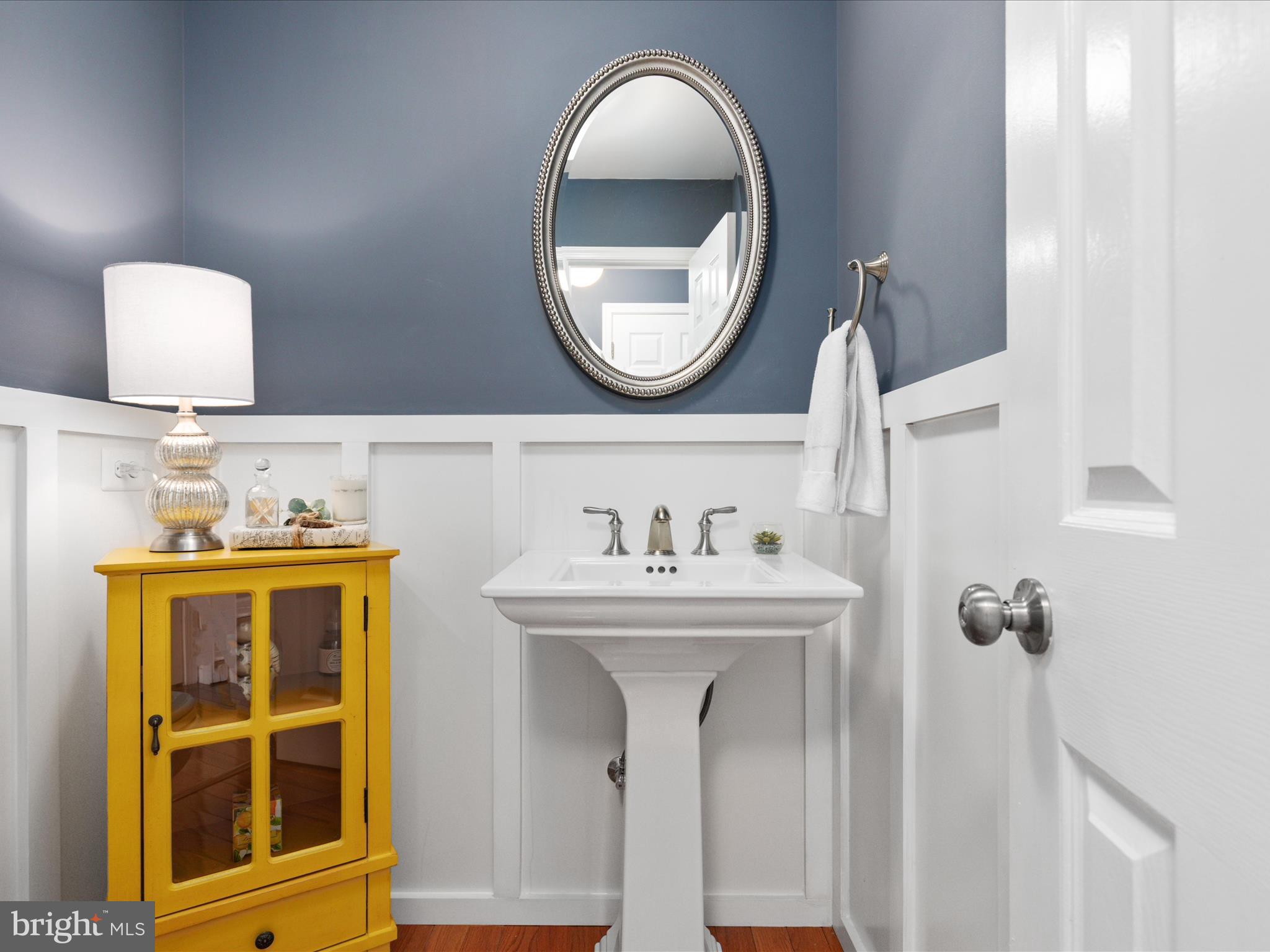 ASHBURN VILLAGE - Residential