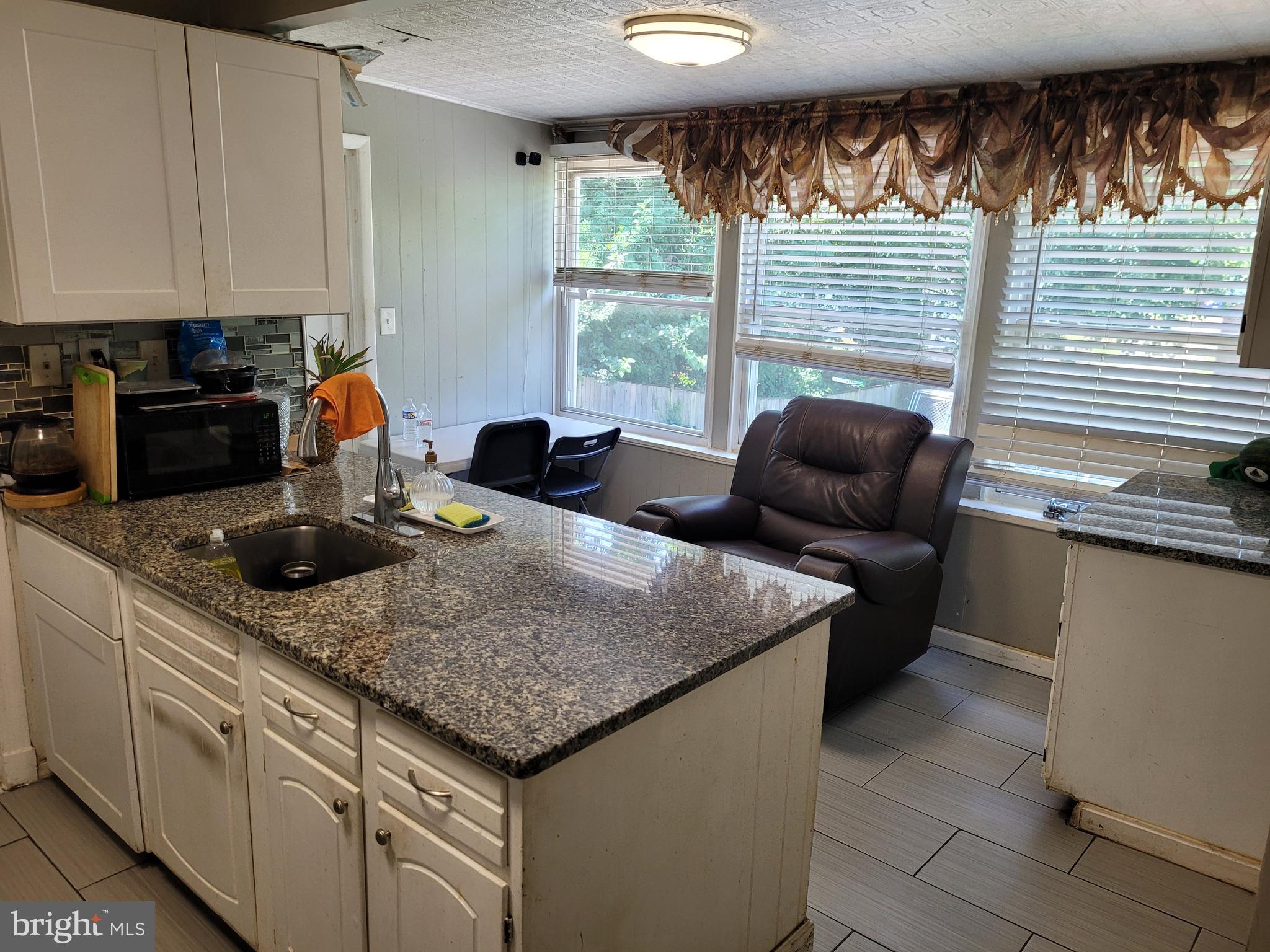 FOREST HEIGHTS - Residential