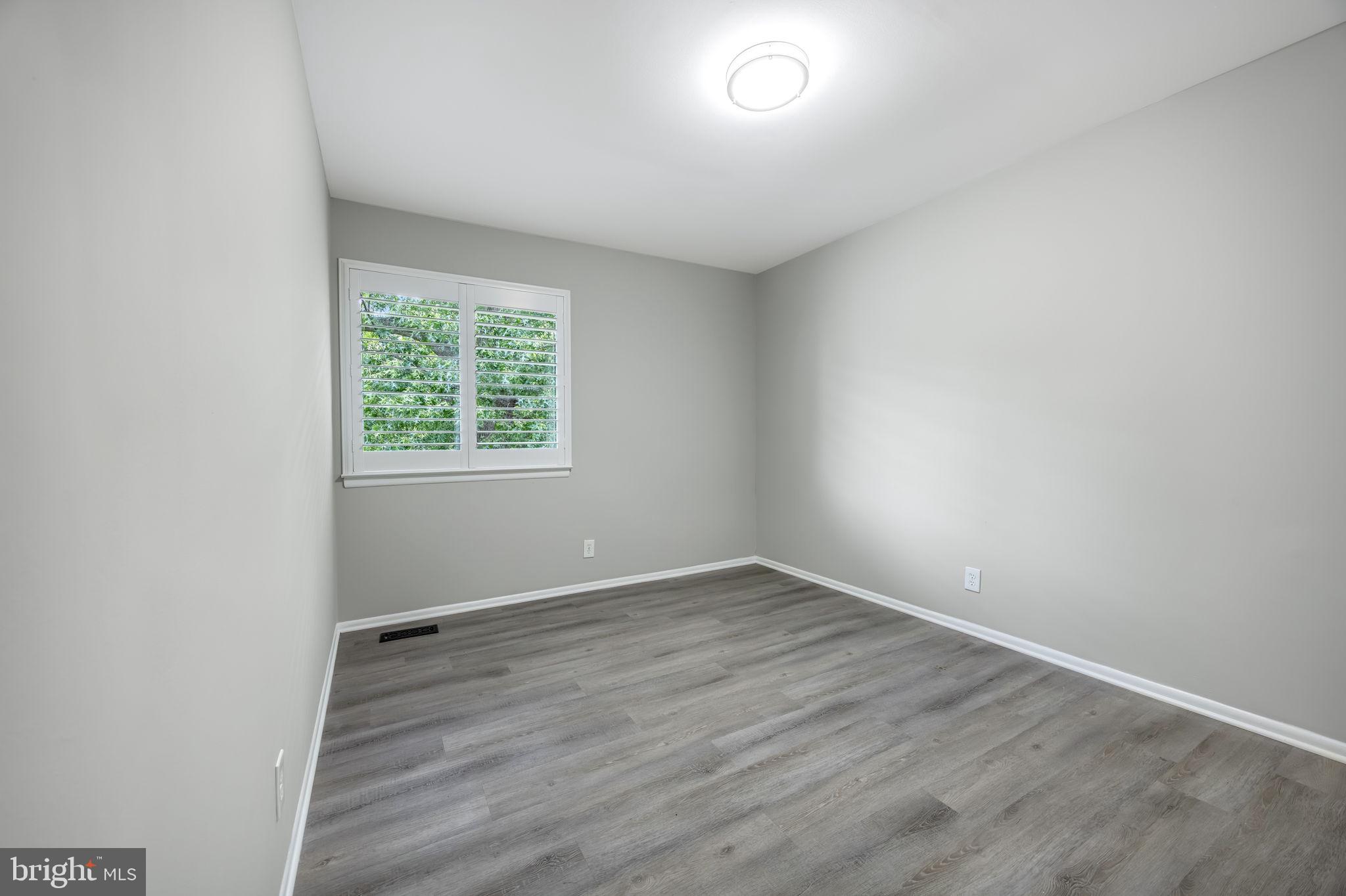 MOSBYS LANDING - Residential