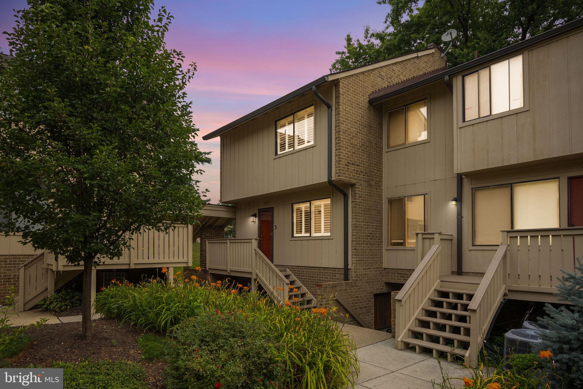 MOSBYS LANDING - Residential