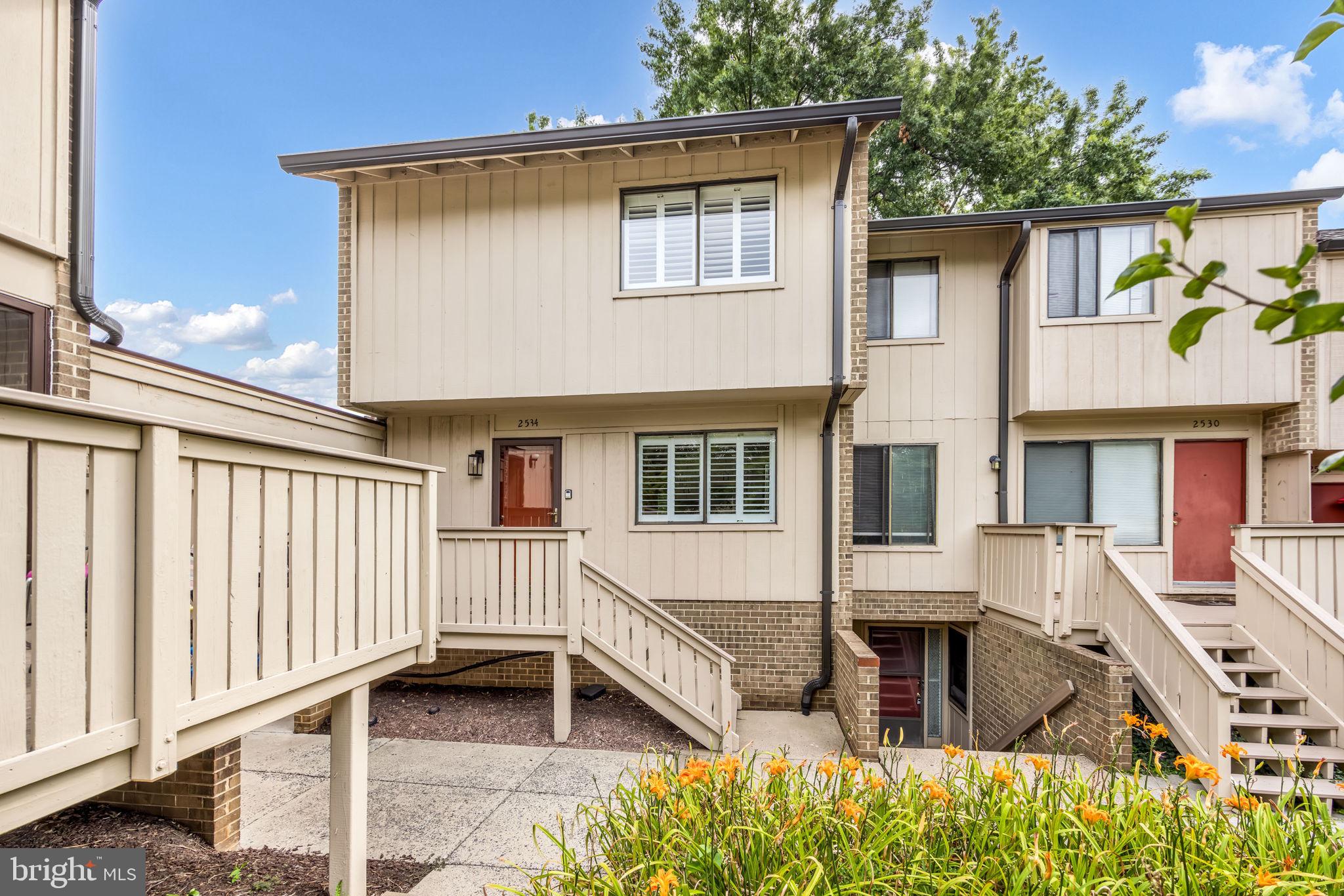 MOSBYS LANDING - Residential