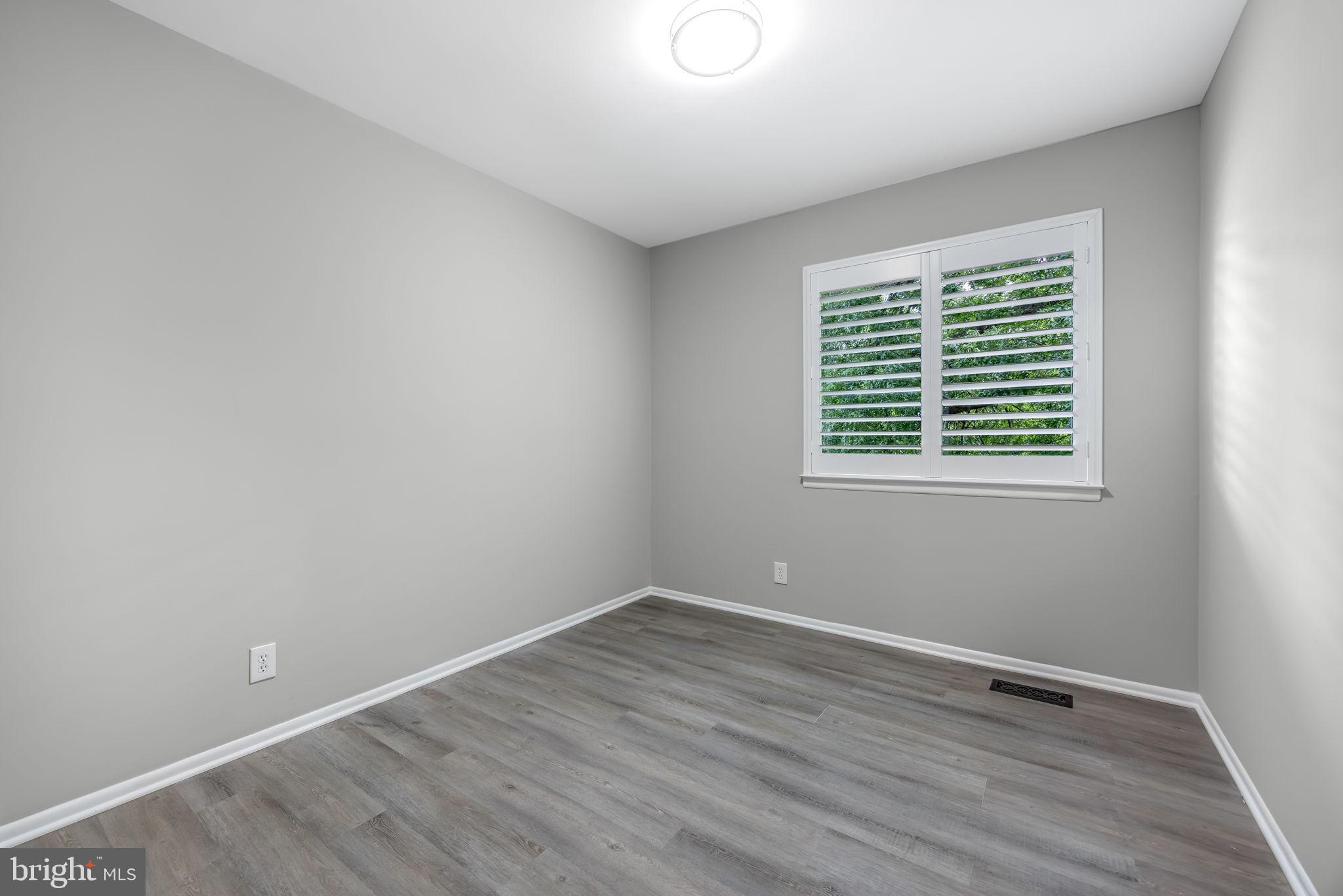 MOSBYS LANDING - Residential