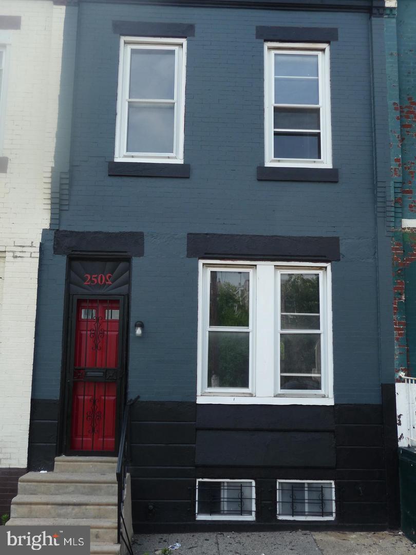 PHILADELPHIA - Residential