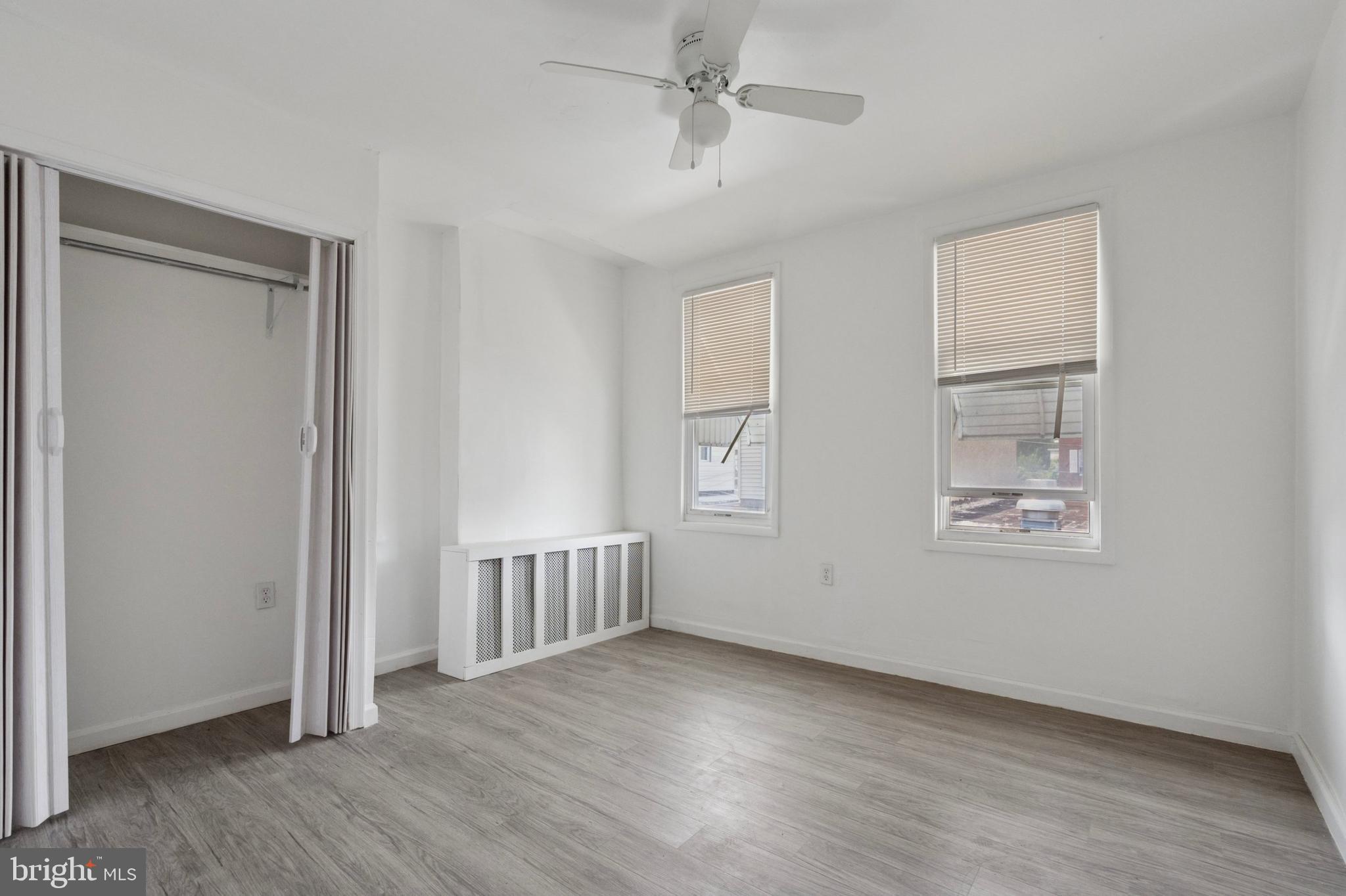 KENSINGTON - Residential