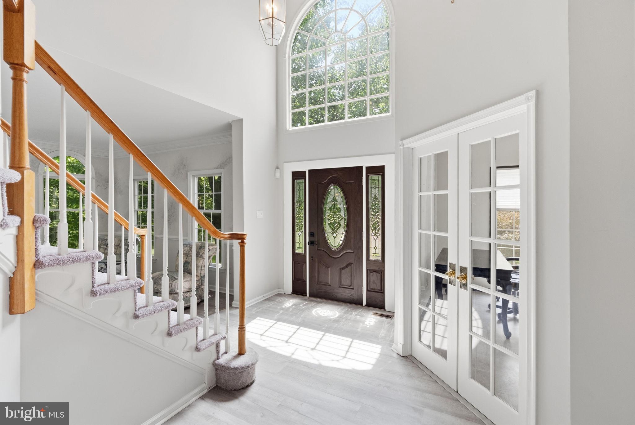 PROVIDENCE OAKS - Residential