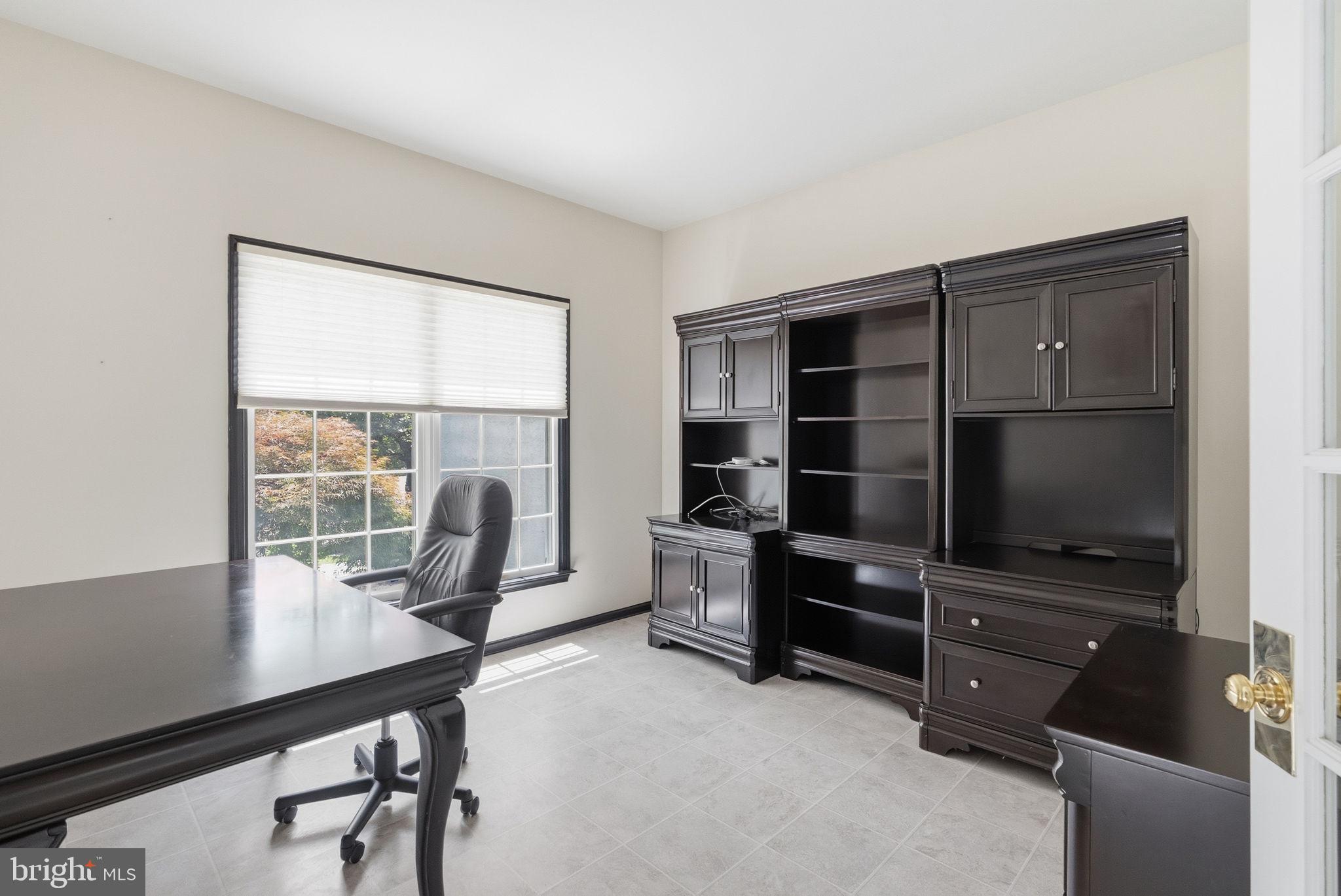 PROVIDENCE OAKS - Residential