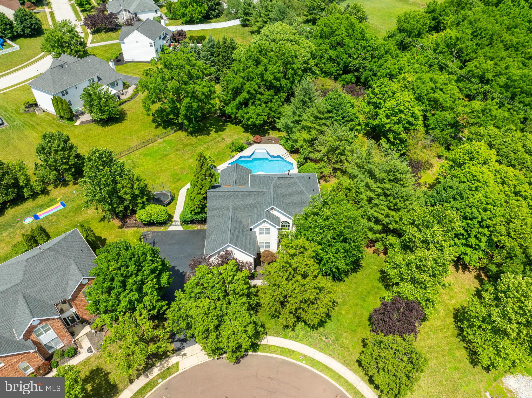 PROVIDENCE OAKS - Residential