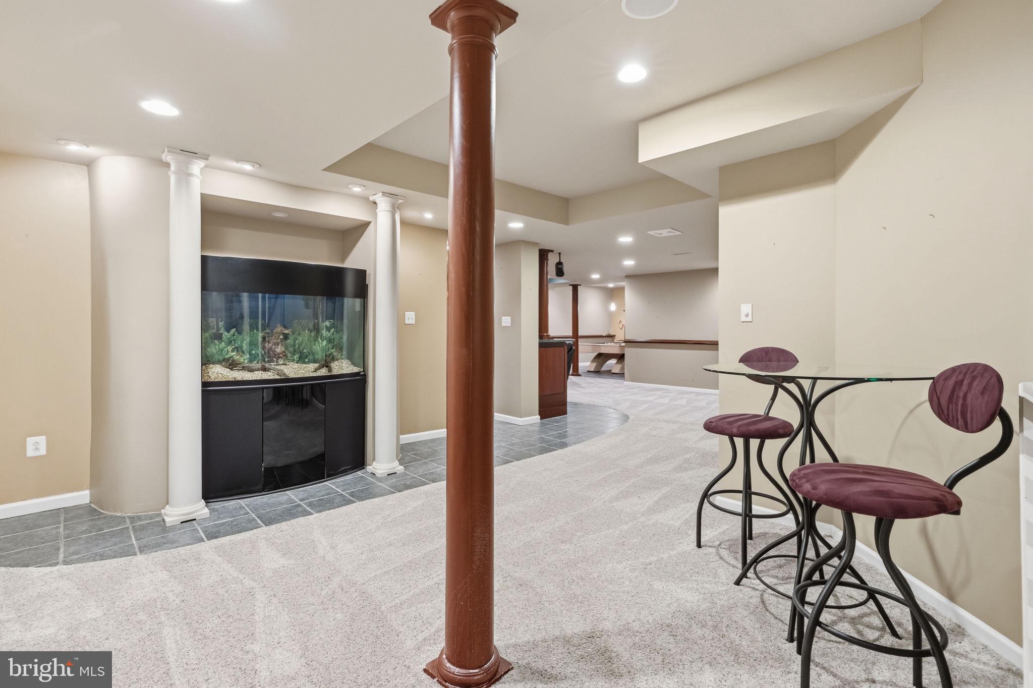 PROVIDENCE OAKS - Residential