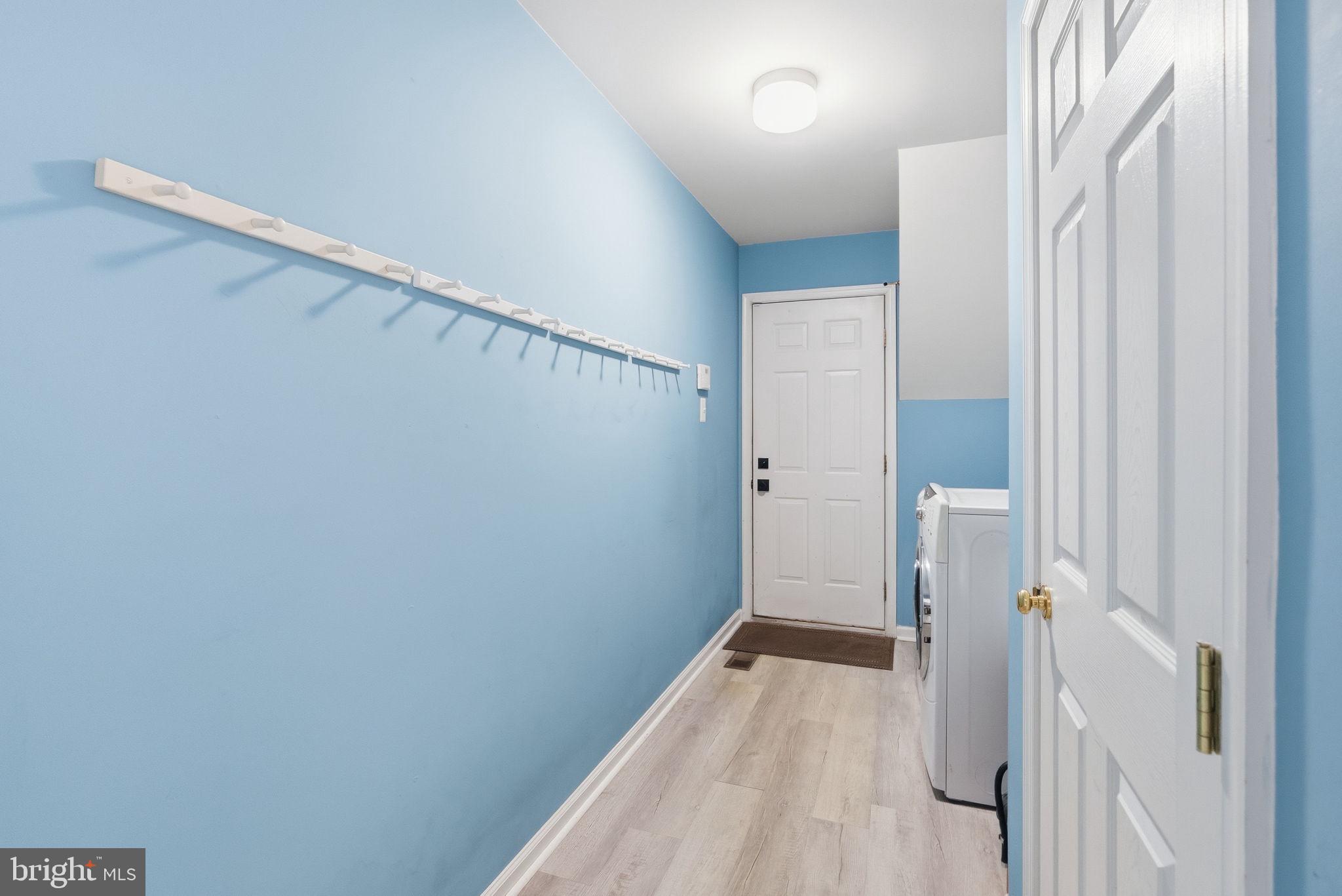 PROVIDENCE OAKS - Residential