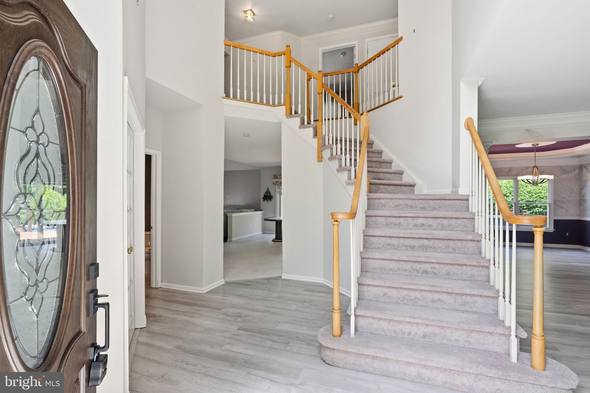 PROVIDENCE OAKS - Residential