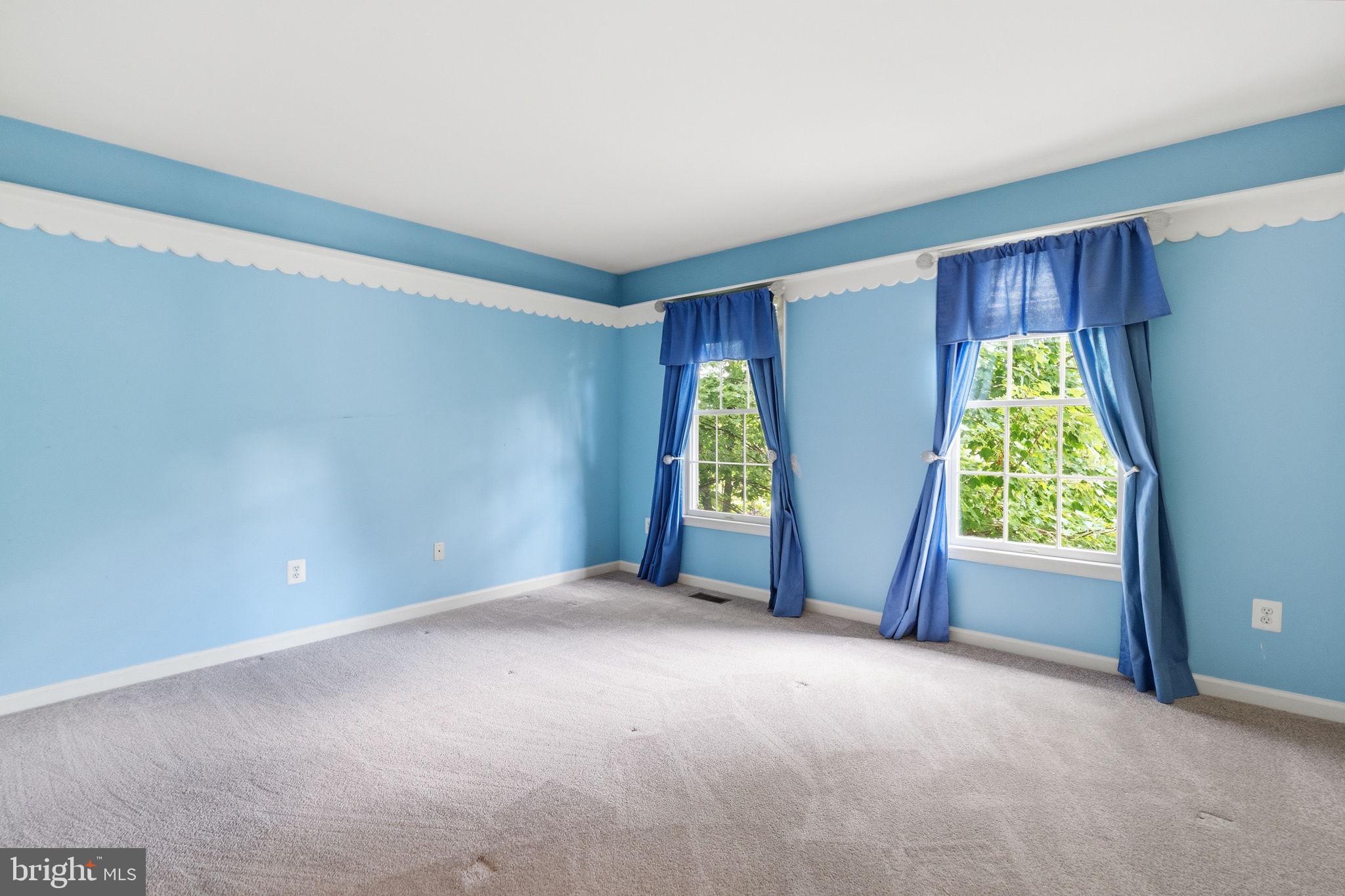 PROVIDENCE OAKS - Residential