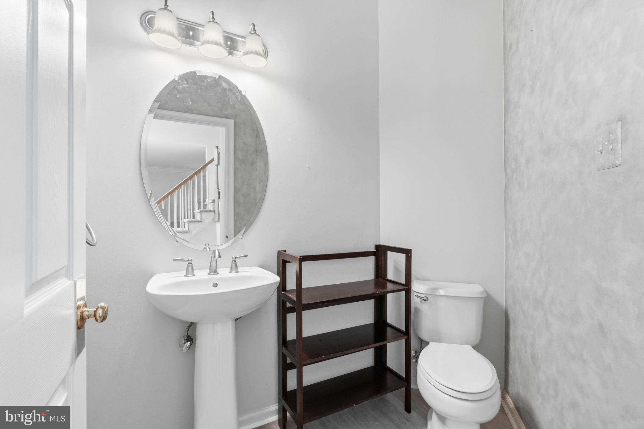 PROVIDENCE OAKS - Residential